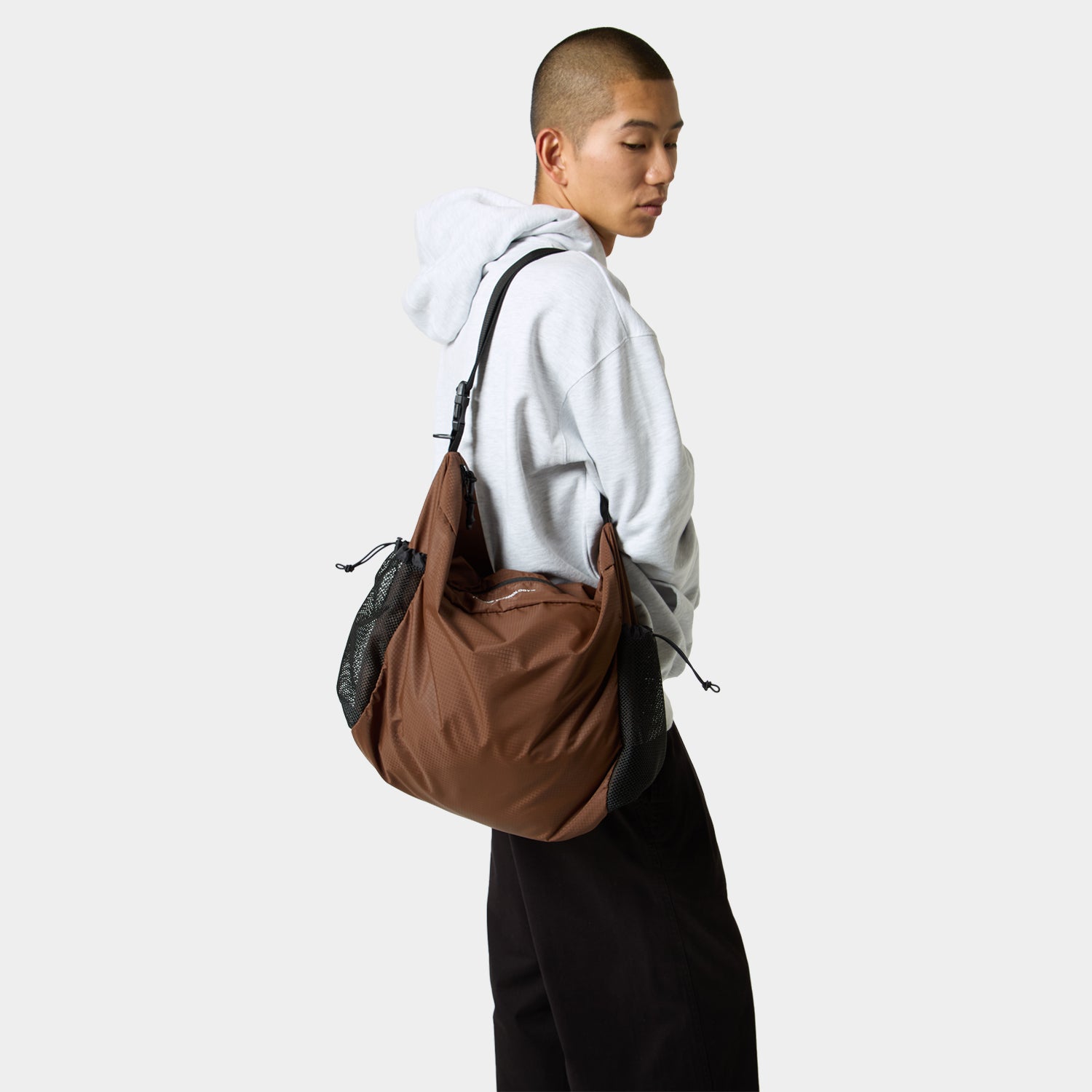 HUF (ハフ) Worldwide JP /BAGS(バッグ)/ HUF eightynine SHOULDER BAG商品 / LT BLUE