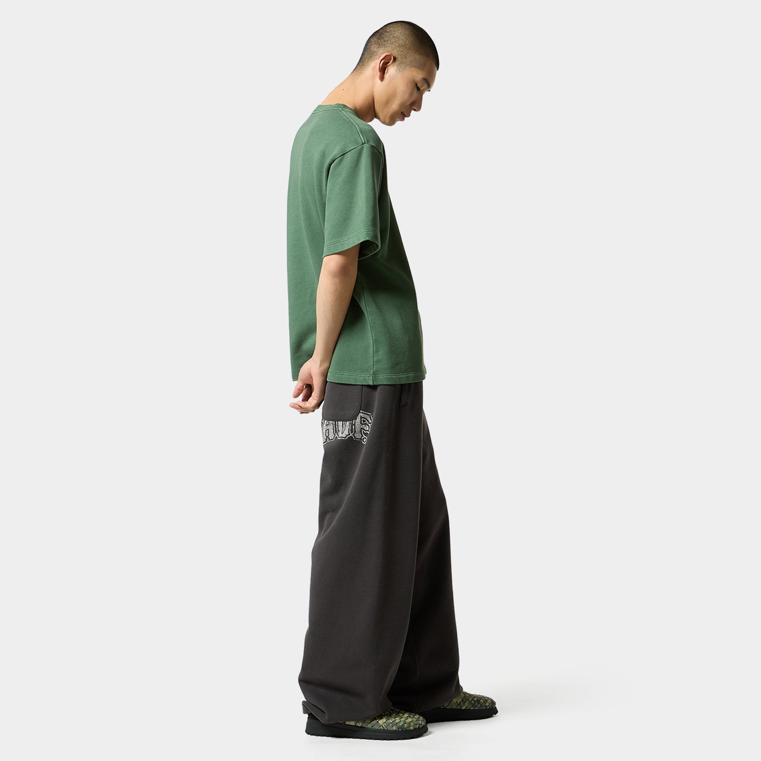 HUF (ハフ) Worldwide JP /TOPS & SHIRTS(トップス&シャツ)/ huf eightynine WASHED FLEECE TEE商品 / COFFEE
