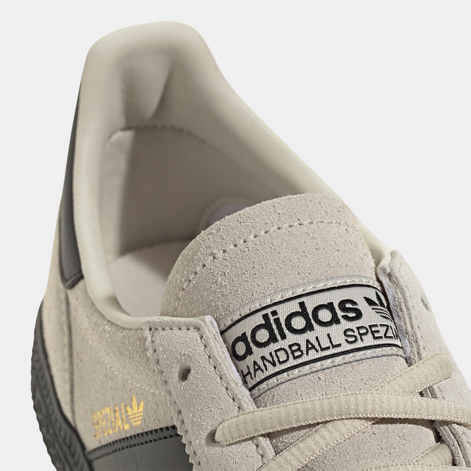 HUF (ハフ) Worldwide JP /FOOTWEAR(スニーカー)/ ADIDAS HANDBALL SPEZIAL商品 / BLACK