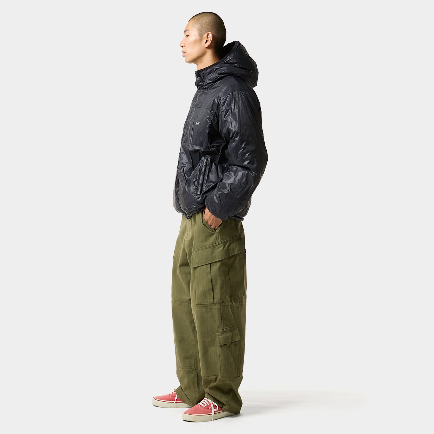HUF (ハフ) Worldwide JP /JACKETS(ジャケット)/ HUF X TAION CASCADE PACKABLE HOODED DOWN JACKET商品 / BLACK