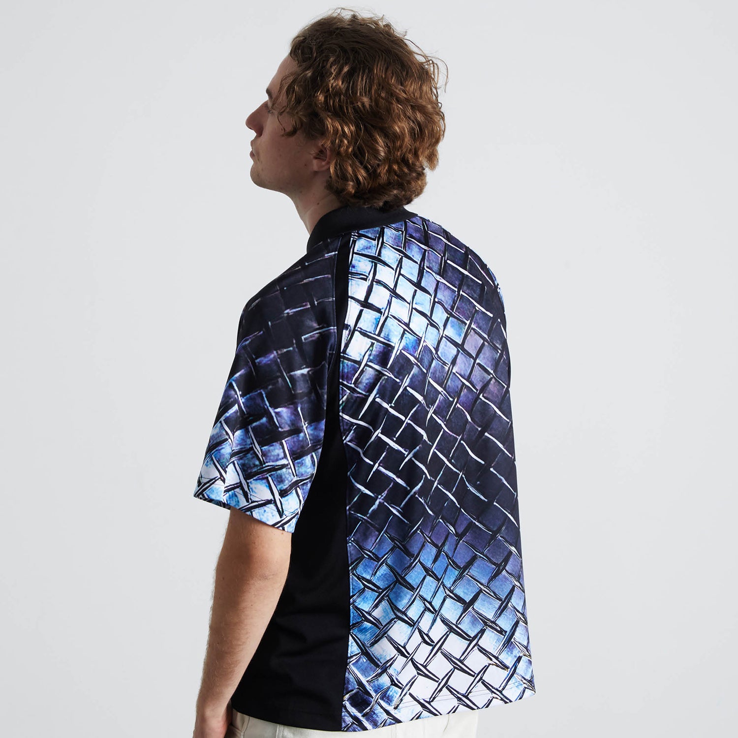 HUF (ハフ) Worldwide JP /TOPS & SHIRTS(トップス&シャツ)/ DIAMOND PLATE JERSEY商品 / BLACK