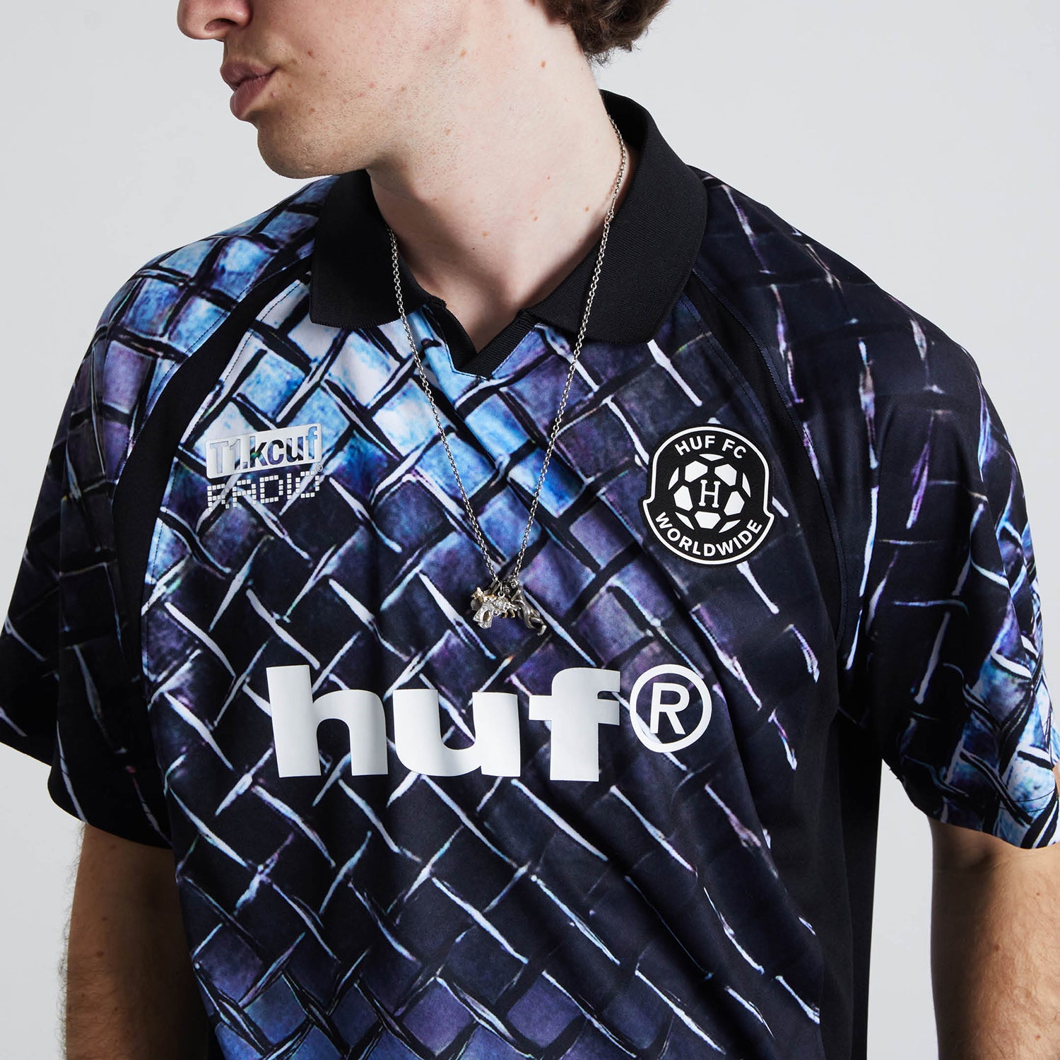 HUF (ハフ) Worldwide JP /TOPS & SHIRTS(トップス&シャツ)/ DIAMOND PLATE JERSEY商品 / BLACK