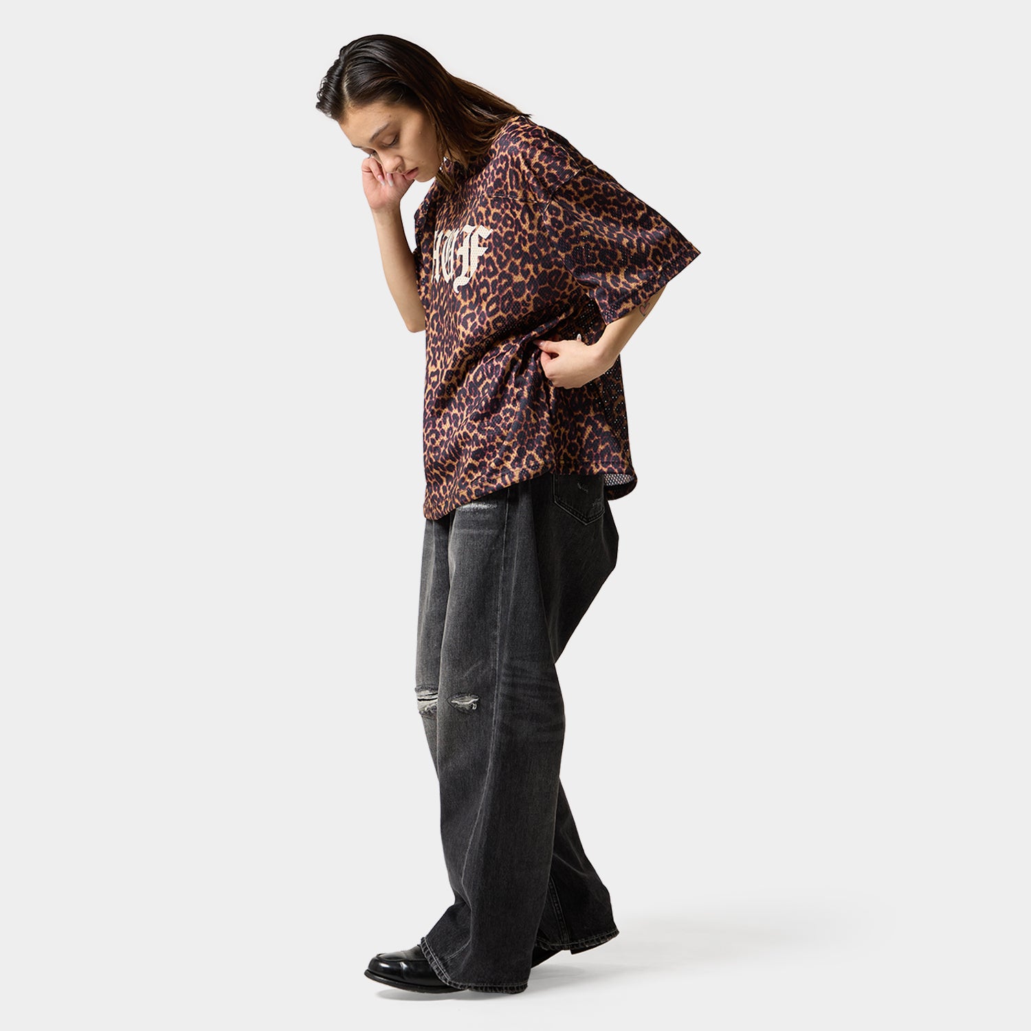 HUF (ハフ) Worldwide JP /TOPS & SHIRTS(トップス&シャツ)/ OLD ENGLISH MESH TOP商品 / BROWN