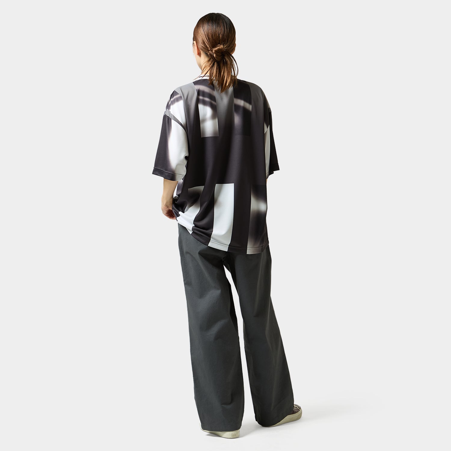HUF (ハフ) Worldwide JP /TOPS & SHIRTS(トップス&シャツ)/ HUF X UMBRO STRIPE JERSEY商品 / BLACK