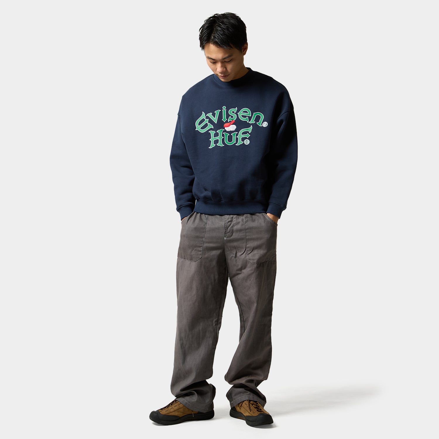 HUF (ハフ) Worldwide JP /SWEATSHIRTS(スウェットシャツ)/ HUF X EVISEN SUSHI CREW FLEECE商品 / NAVY