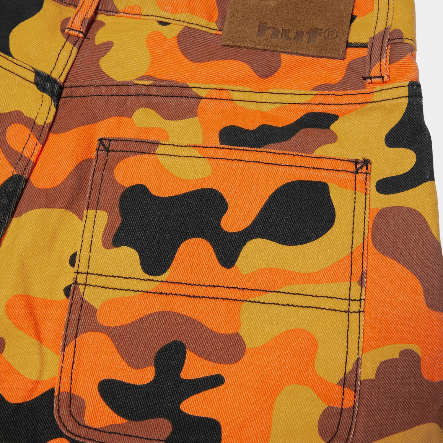 HUF (ハフ) Worldwide JP /SHORTS(ショーツ)/ KINDA LOOSE DOUBLE KNEE CAMO SHORT商品 / LAVA