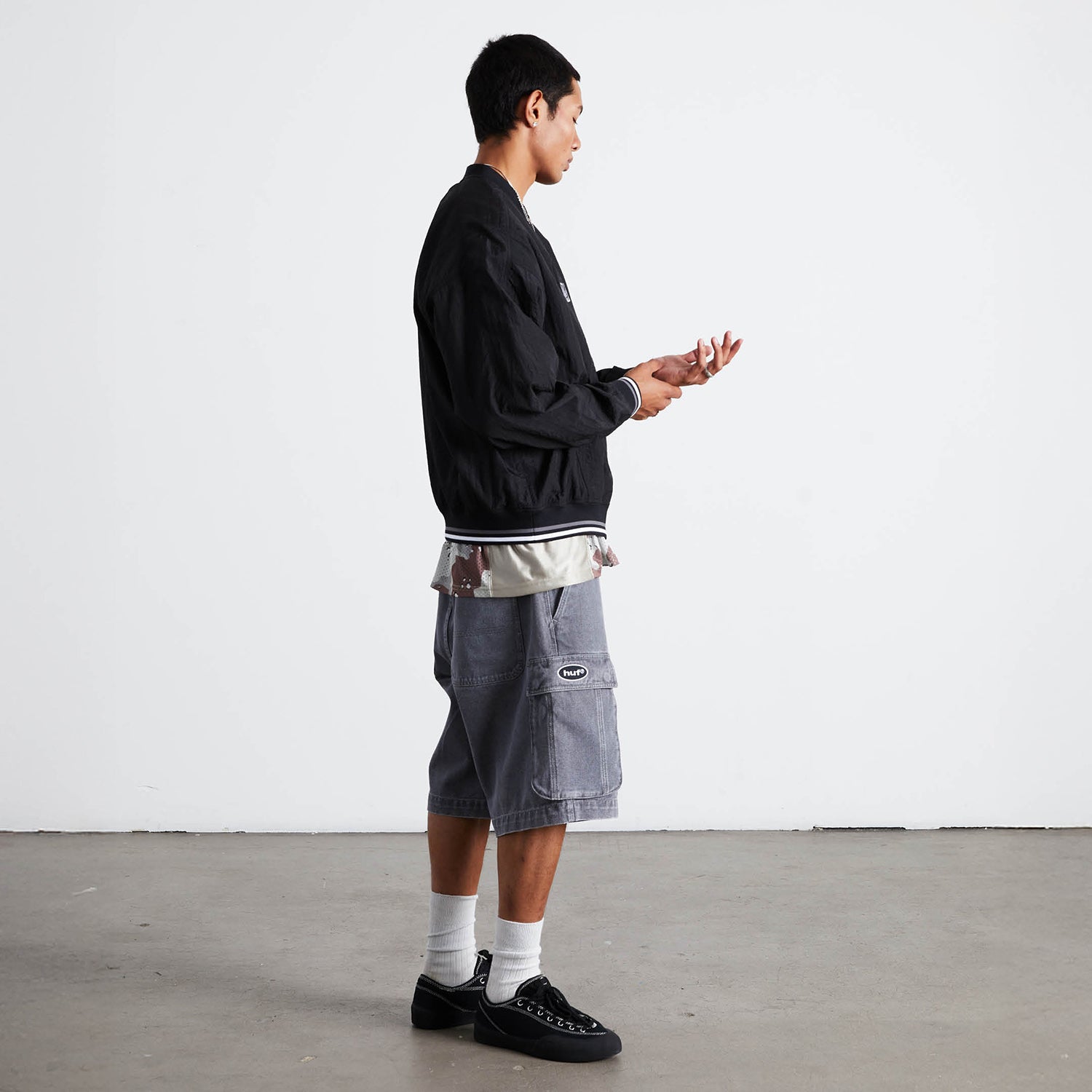HUF (ハフ) Worldwide JP /SHORTS(ショーツ)/ OVAL DENIM CARGO SHORT商品 / INDIGO