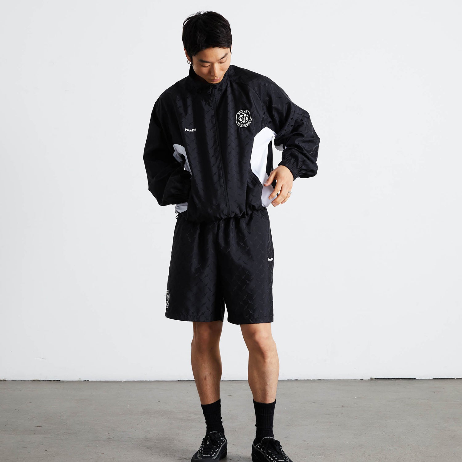 HUF (ハフ) Worldwide JP /SHORTS(ショーツ)/ HUF FC EASY SHORT商品 / BLACK
