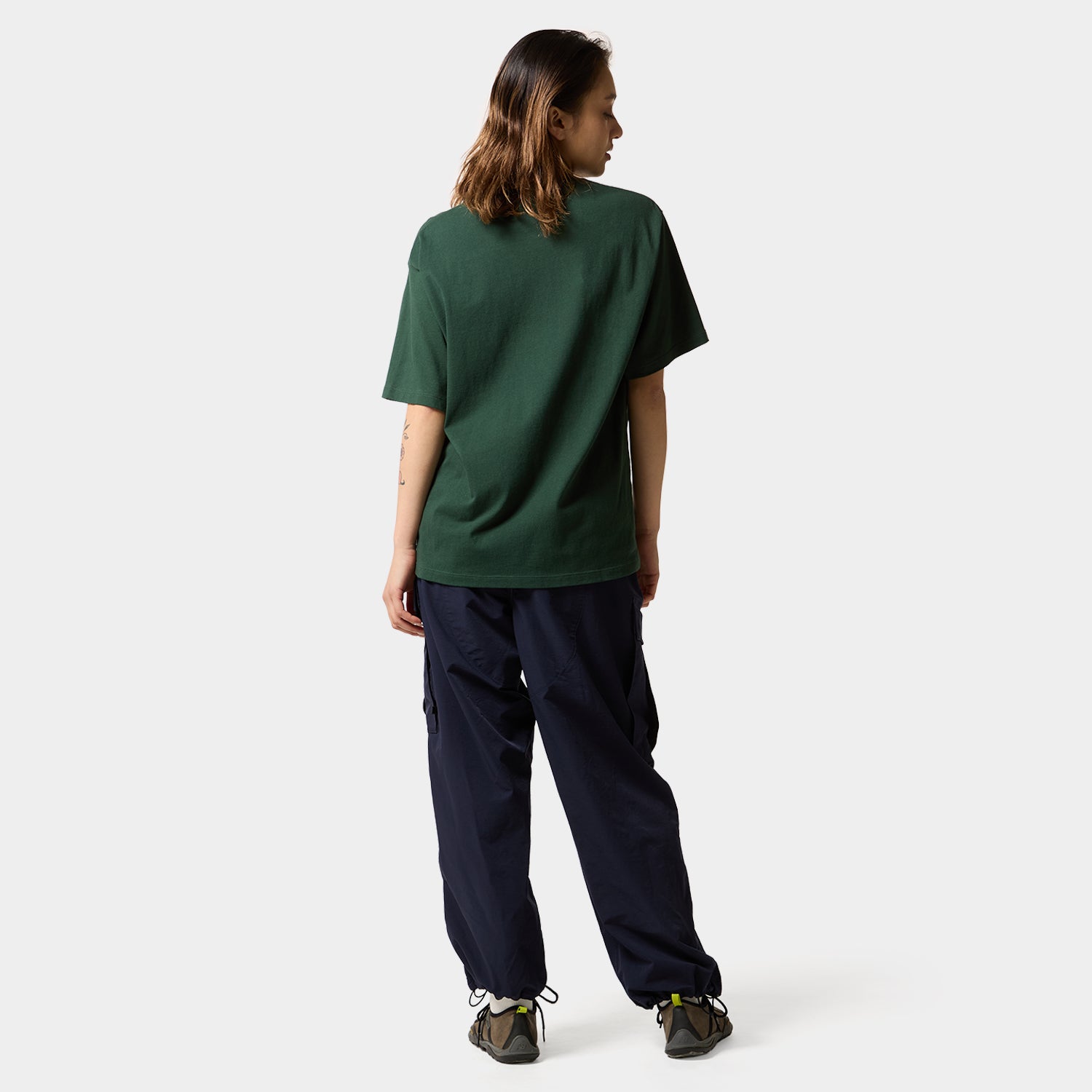 HUF (ハフ) Worldwide JP /T-SHIRTS(Tシャツ)/ 89 OUTLINE TEE商品 / BLACK