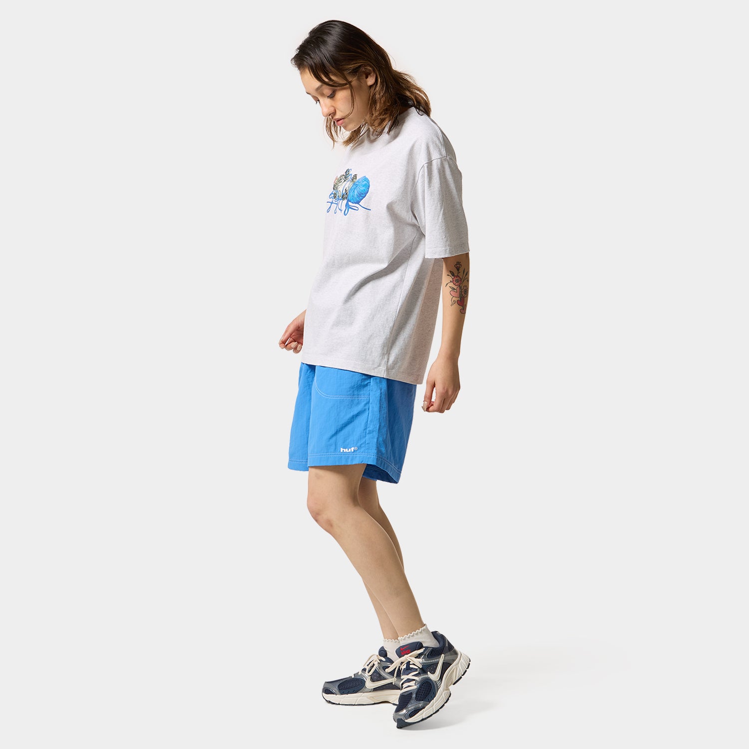 HUF (ハフ) Worldwide JP /T-SHIRTS(Tシャツ)/ PAWS TEE商品 / ASH GREY
