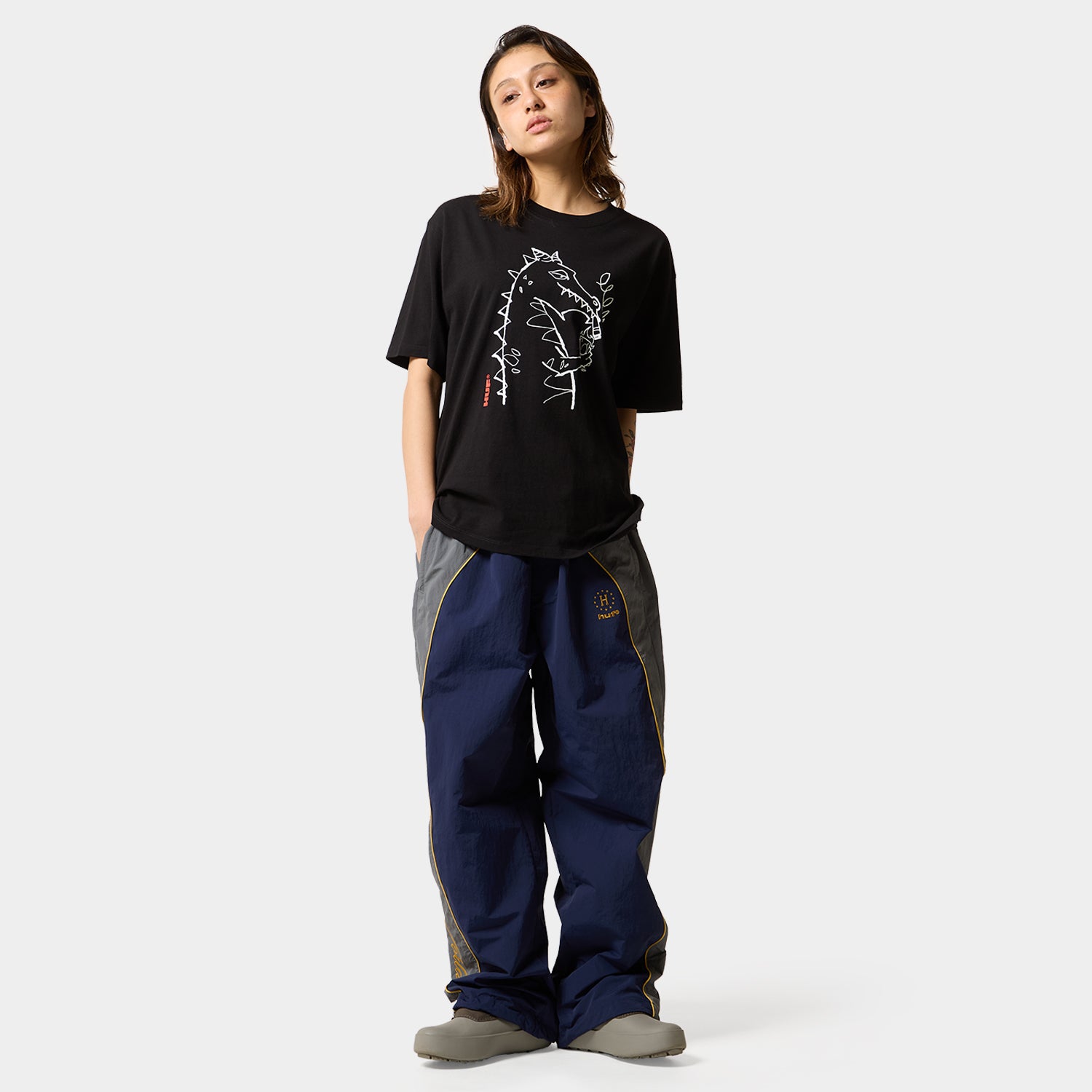 HUF (ハフ) Worldwide JP /T-SHIRTS(Tシャツ)/ CASH DRAGON TEE商品 / BLACK