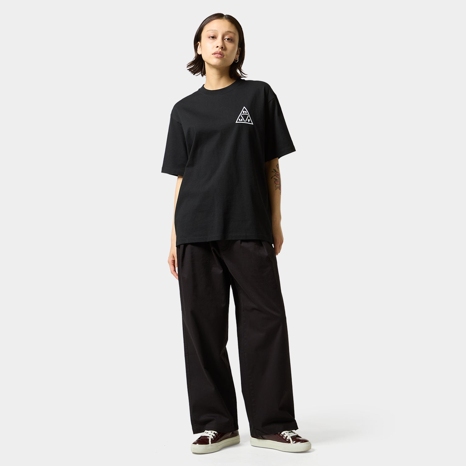 HUF (ハフ) Worldwide JP /T-SHIRTS(Tシャツ)/ TRIPLE TRIANGLE SS TEE商品 / BLACK