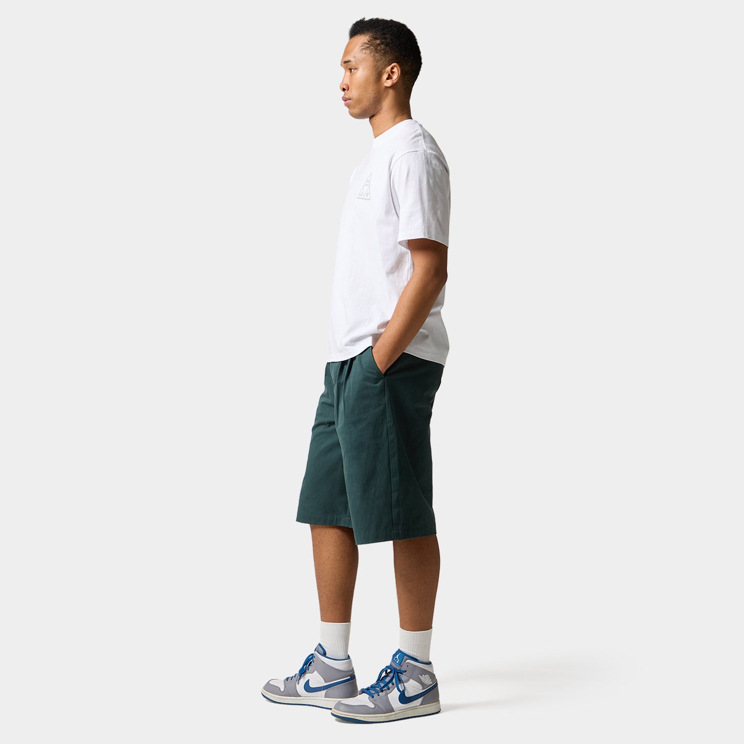 HUF (ハフ) Worldwide JP /T-SHIRTS(Tシャツ)/ TRIPLE TRIANGLE TEE商品 / FOREST GREEN