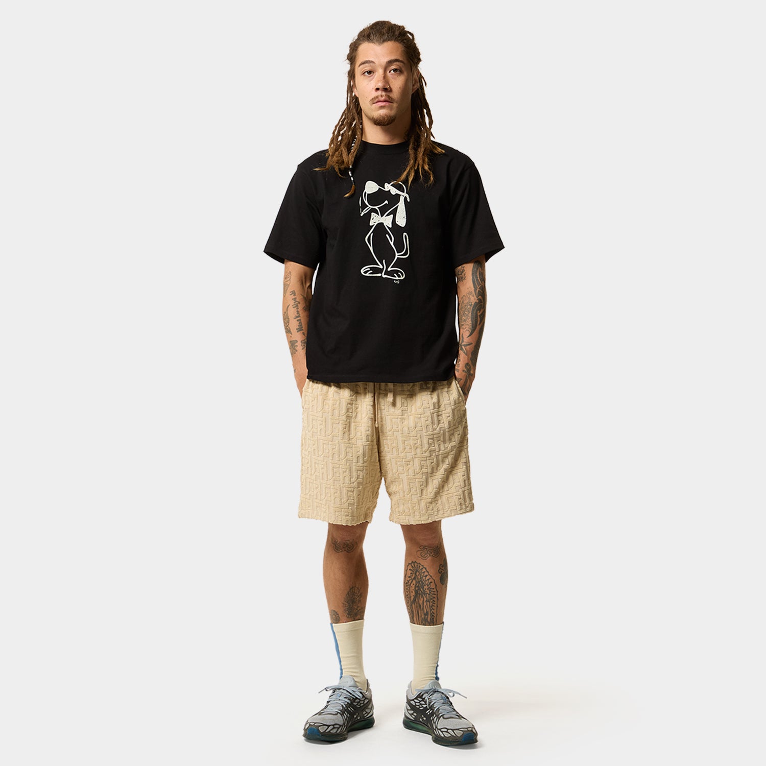 HUF (ハフ) Worldwide JP /T-SHIRTS(Tシャツ)/ CHILL DOG TEE商品 / WHITE