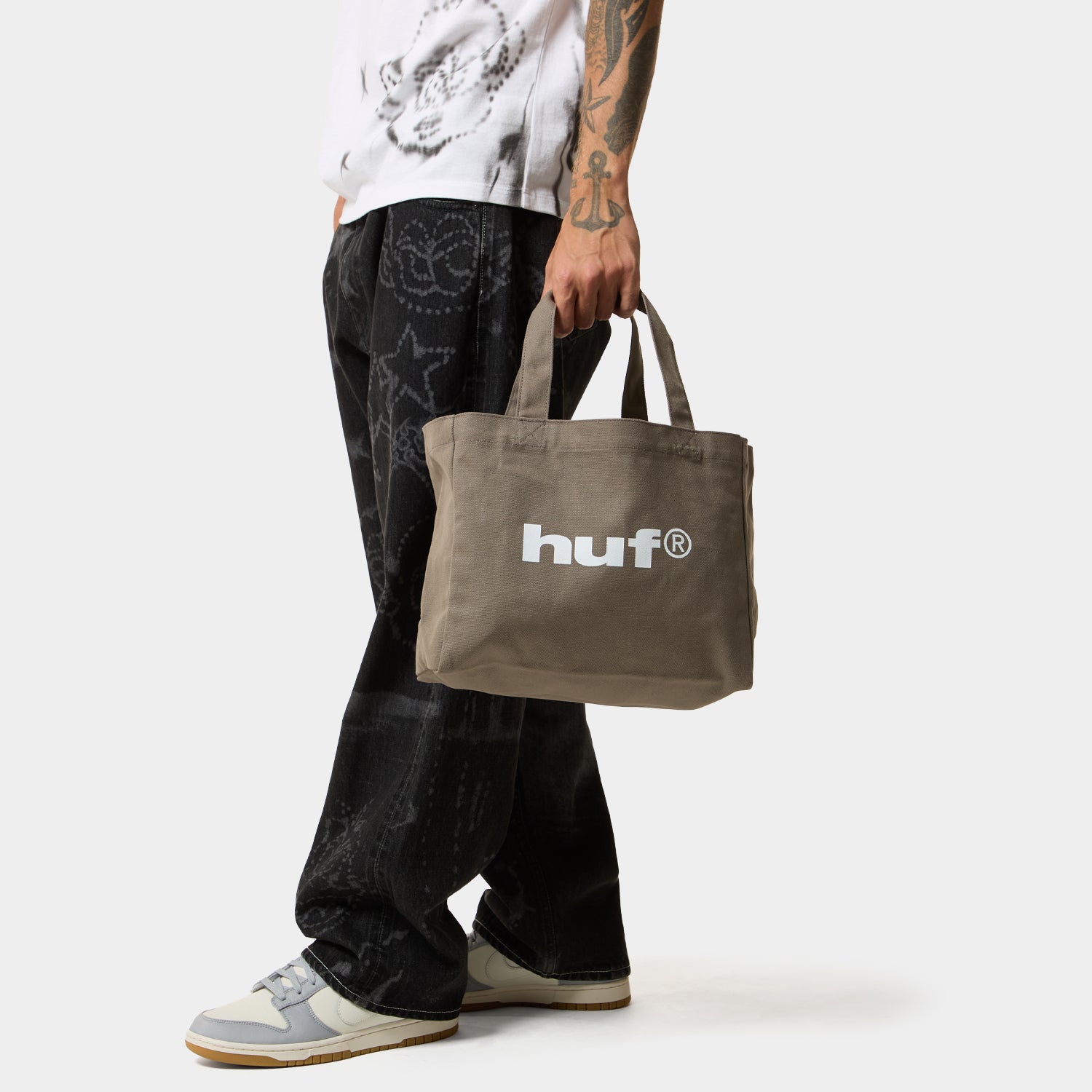 HUF (ハフ) Worldwide JP /BAGS（バッグ）/ HUF eightynine TOTE BAG S商品 / BLACK