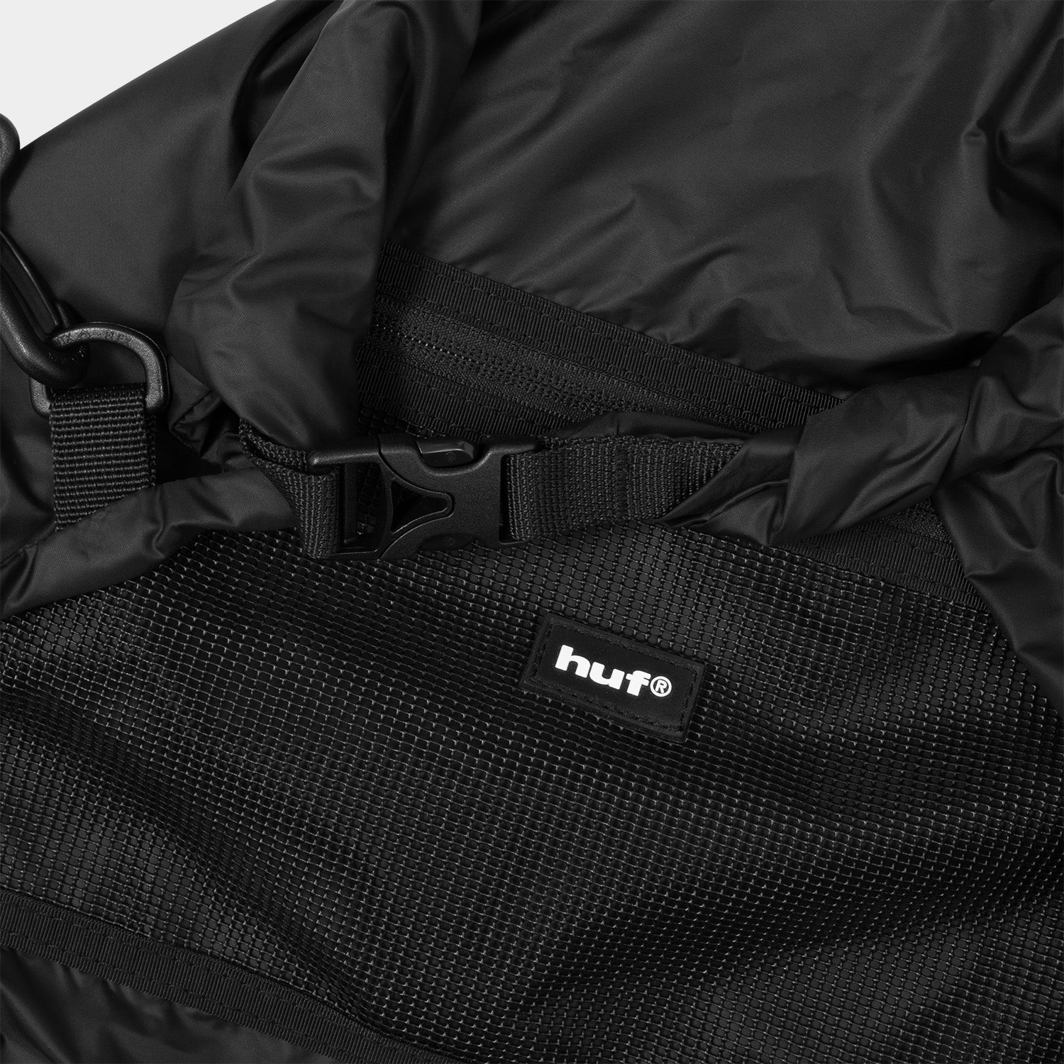 HUF (ハフ) Worldwide JP /BAGS（バッグ）/ PERTEX® ROLL TOP SHOULDER商品 / BLACK