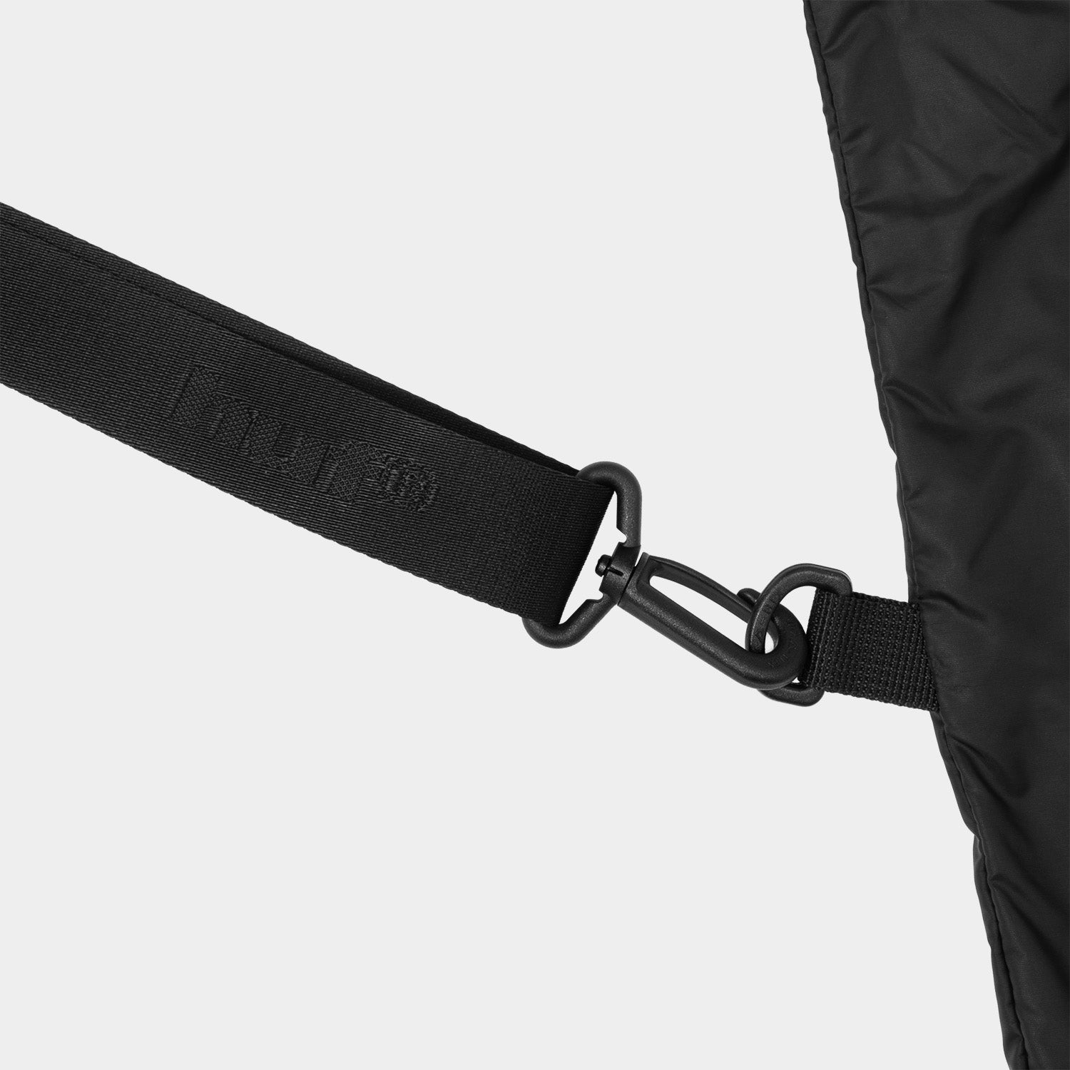 HUF (ハフ) Worldwide JP /BAGS（バッグ）/ PERTEX® ROLL TOP SHOULDER商品 / BLACK