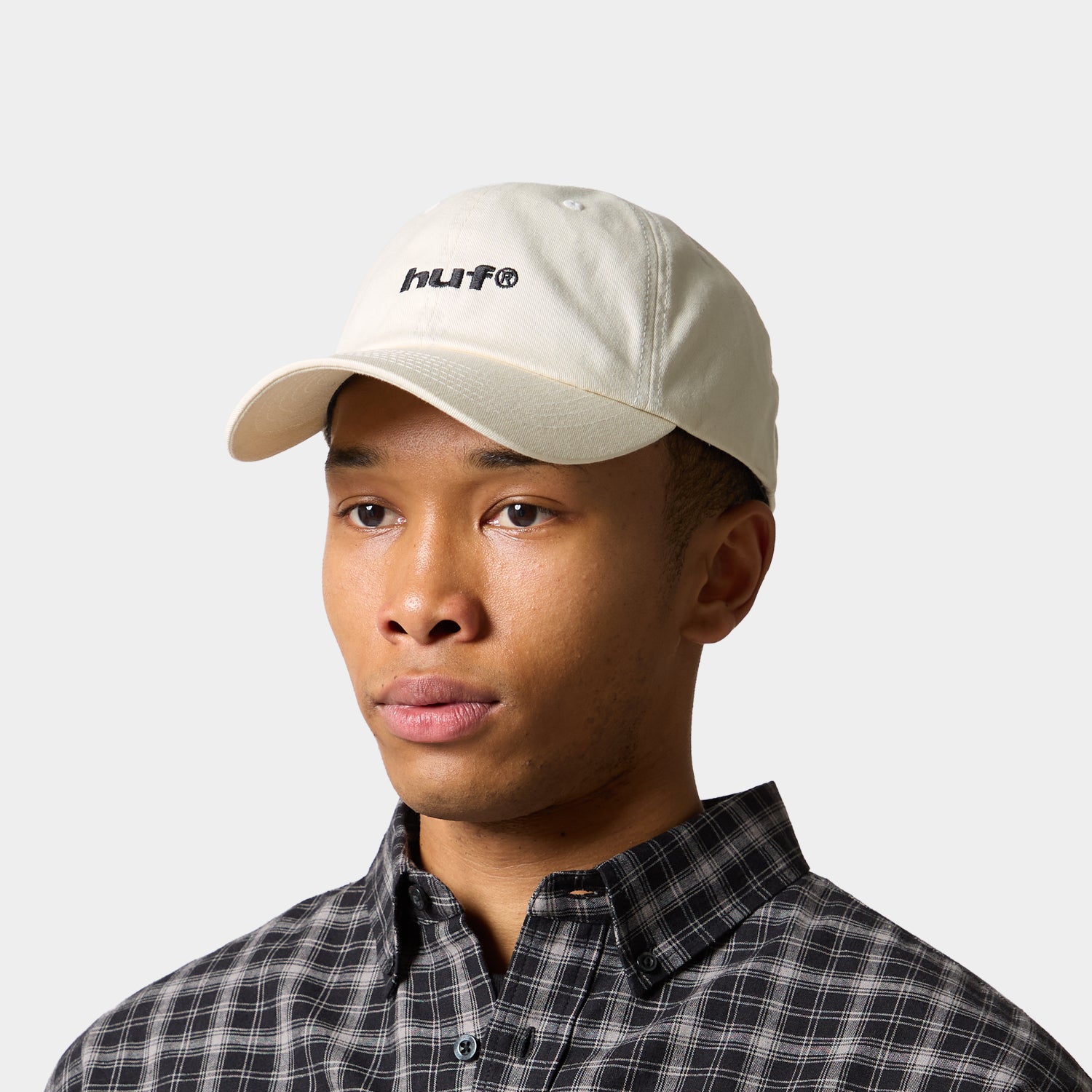 HUF (ハフ) Worldwide JP /HATS ＆ BEANIES（ハット&ビーニー）/ 89 EMBROIDERED 6 PANEL CV HAT商品 / BLACK/WHITE
