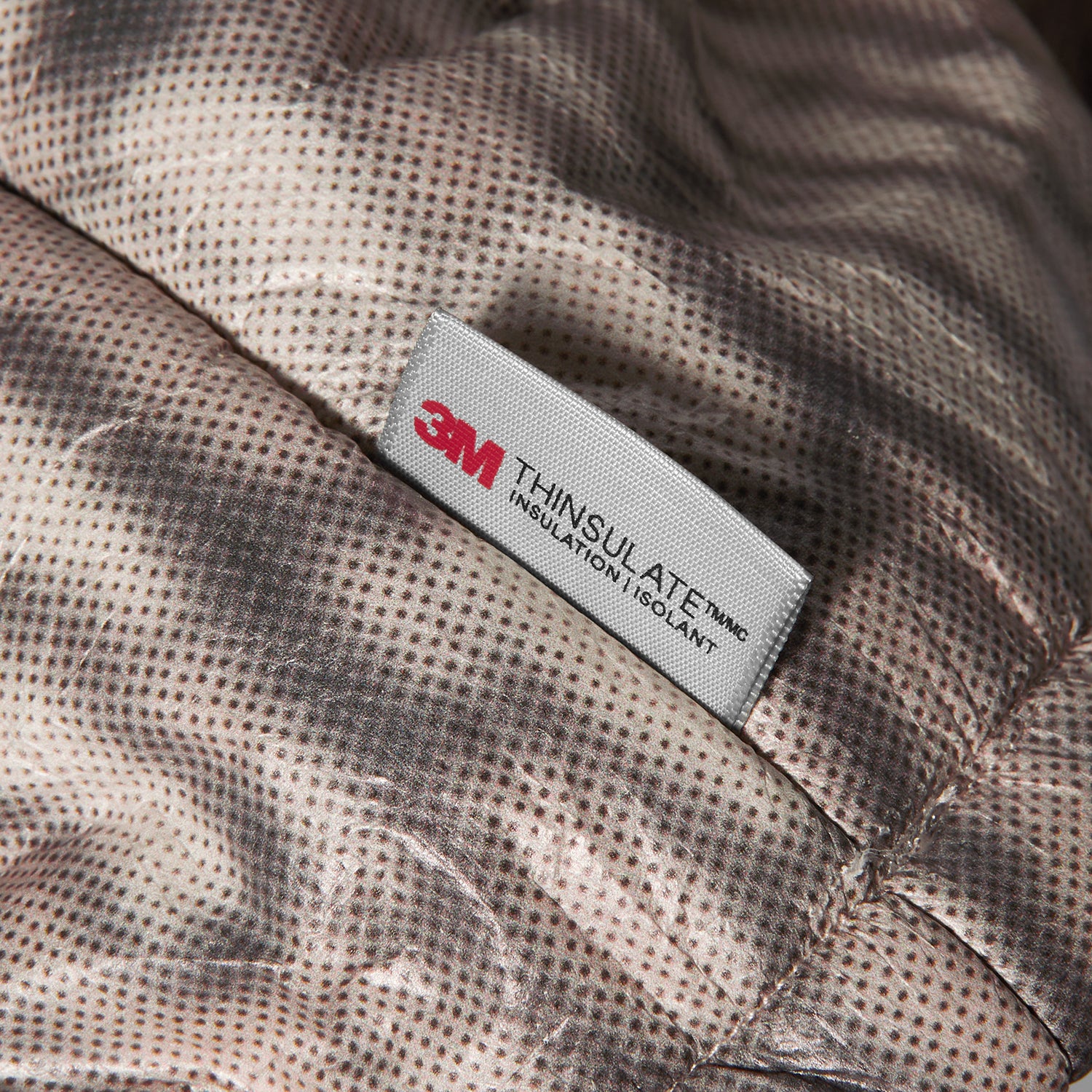 HUF (ハフ) Worldwide JP /JACKETS（ジャケット）/ 89 WARPED CAMO TYVEK PUFFER商品 / MUTED CAMO