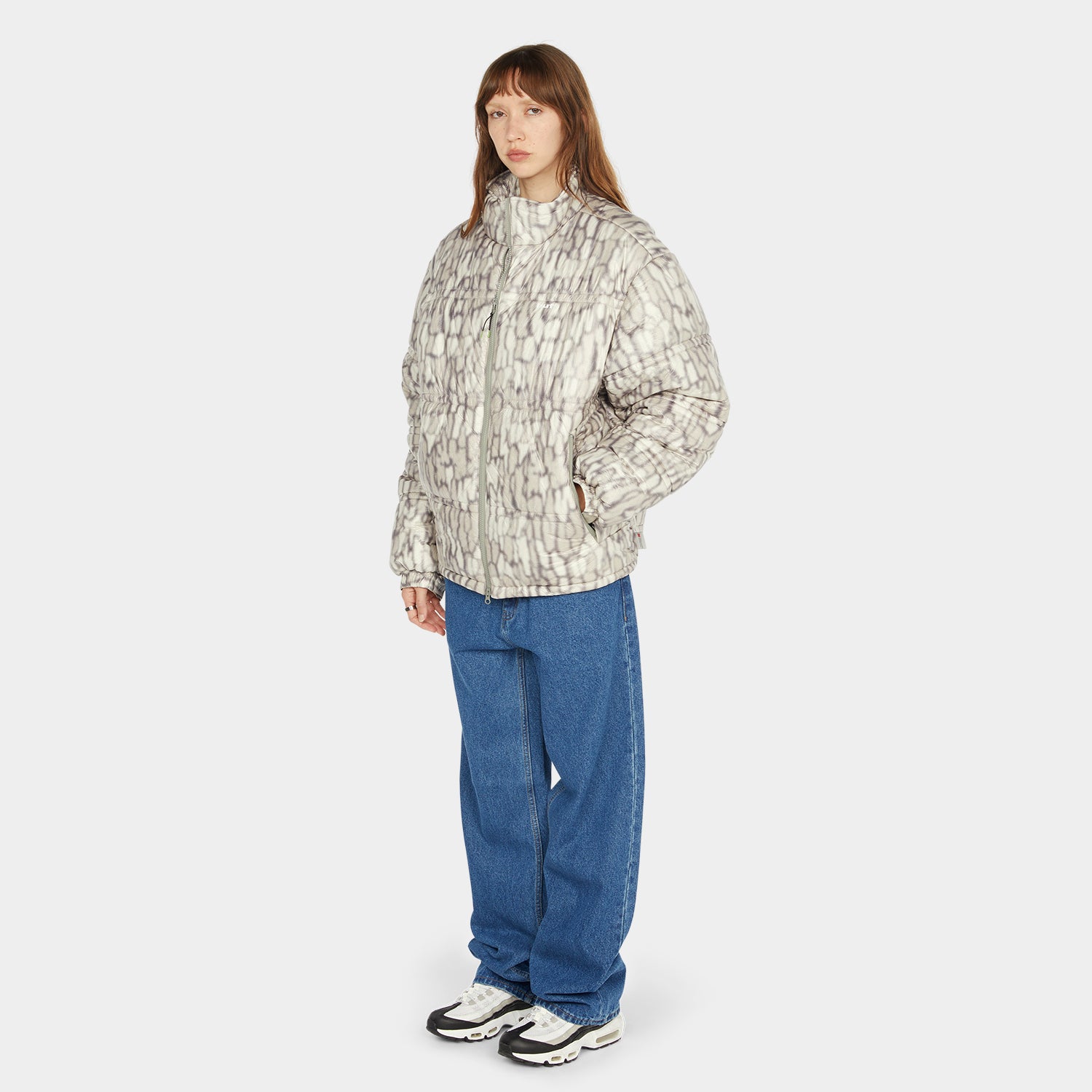 HUF (ハフ) Worldwide JP /JACKETS（ジャケット）/ 89 WARPED CAMO TYVEK PUFFER商品 / MUTED CAMO