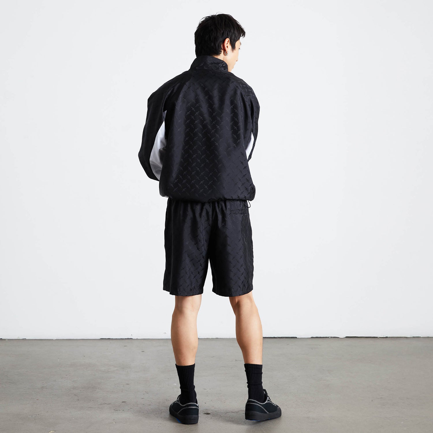 HUF (ハフ) Worldwide JP /JACKETS（ジャケット）/ HUF FC WINDBREAKER商品 / BLACK