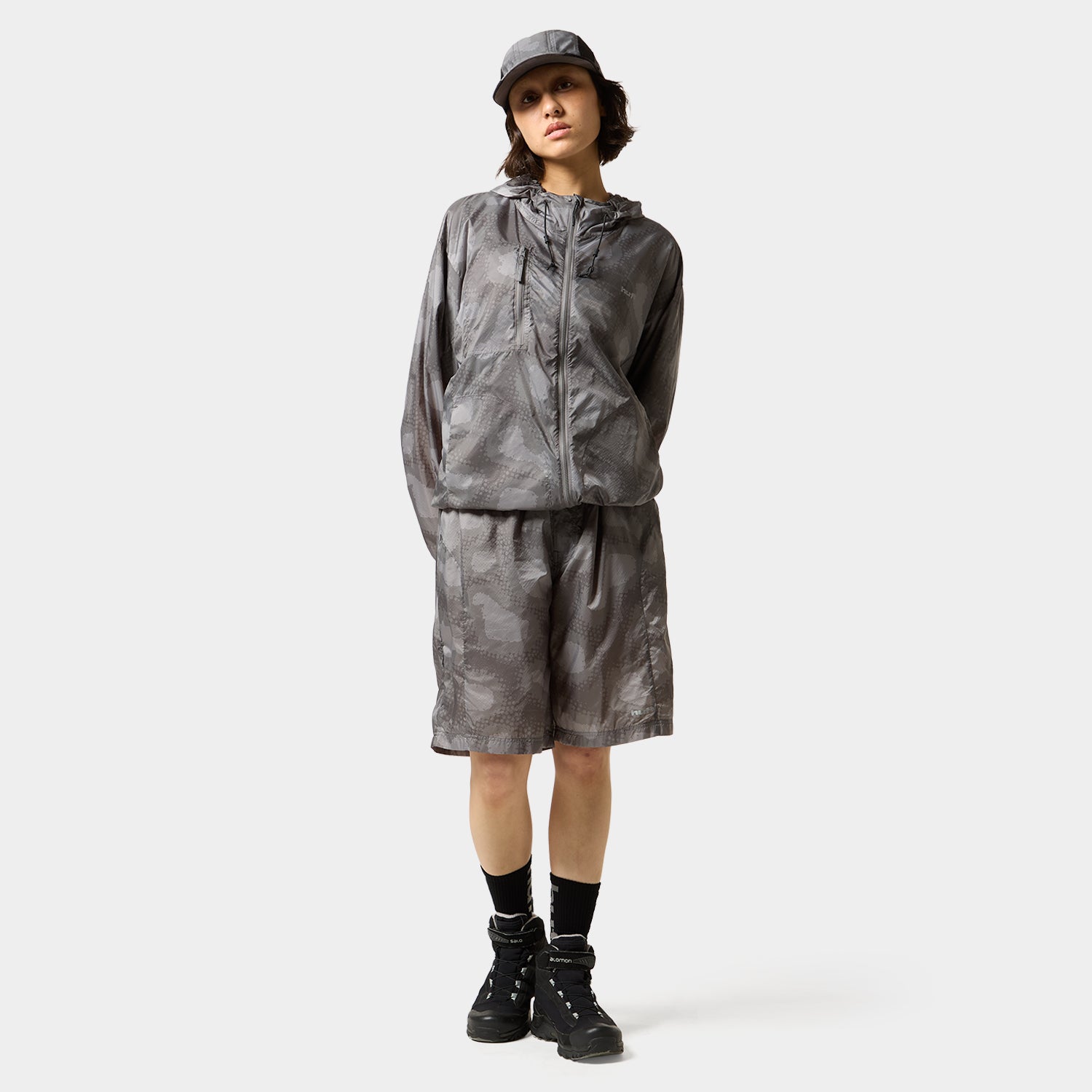 HUF (ハフ) Worldwide JP /JACKETS（ジャケット）/ CROSS CONDITIONS UL NYLON JACKET商品 / NAVY