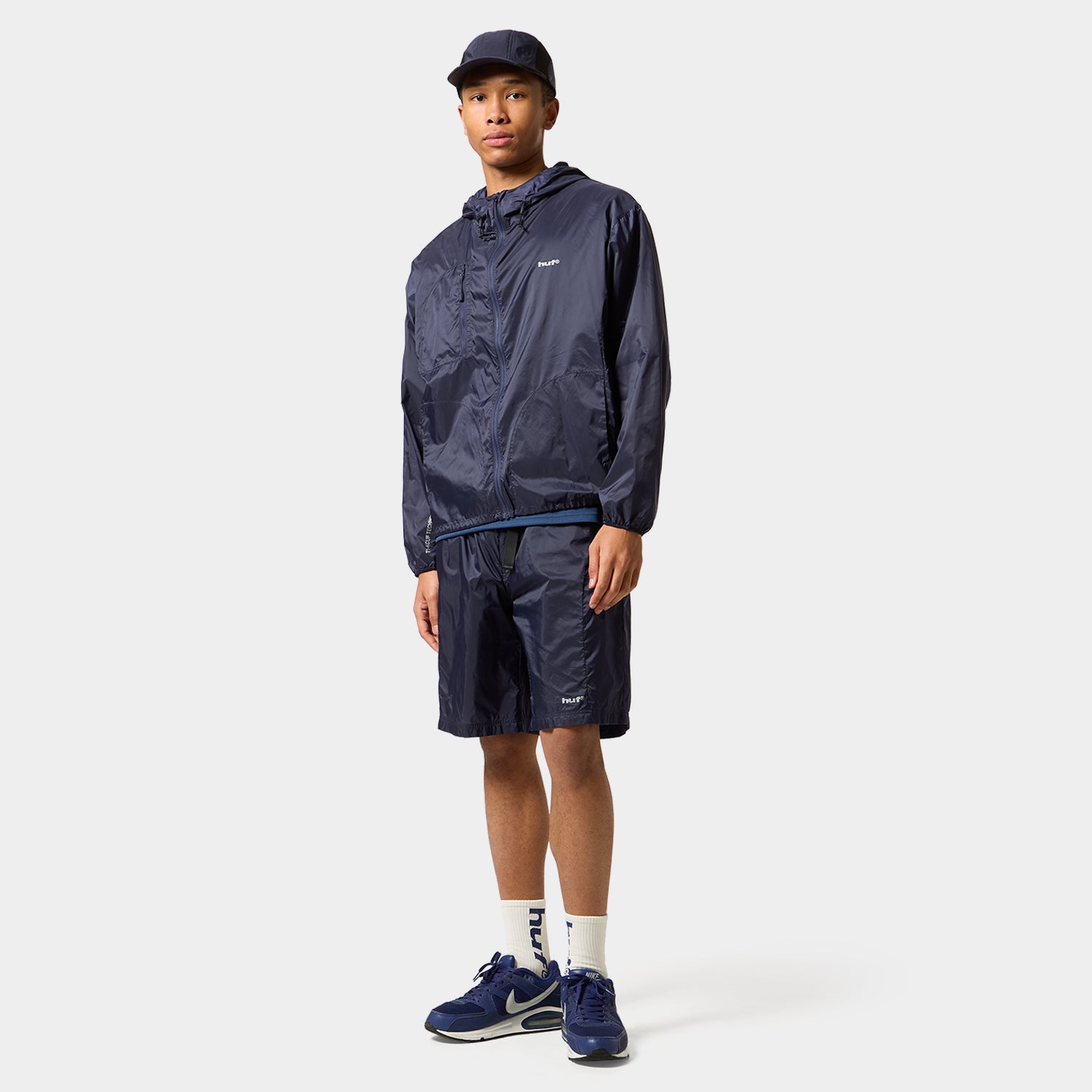 HUF (ハフ) Worldwide JP /JACKETS（ジャケット）/ CROSS CONDITIONS UL NYLON JACKET商品 / NAVY