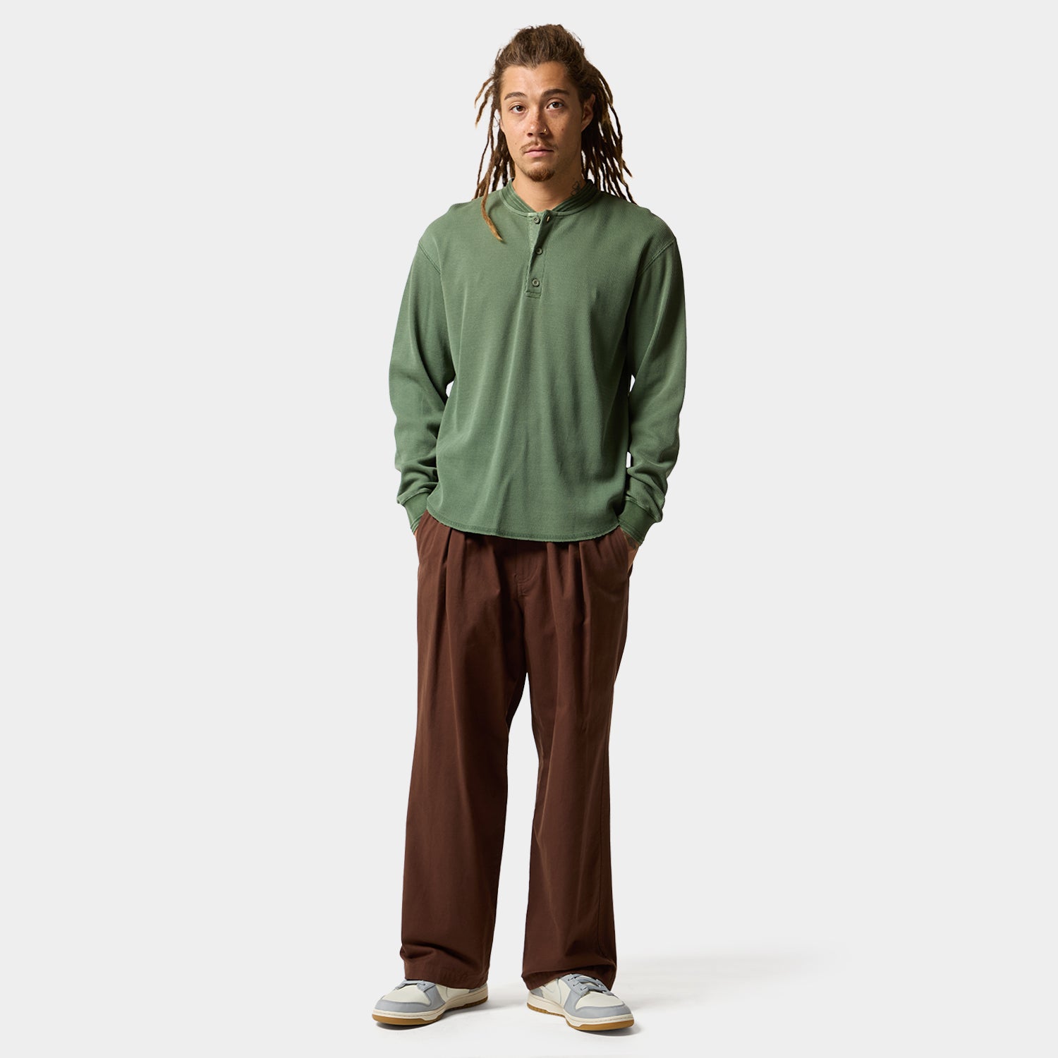 HUF (ハフ) Worldwide JP /TOPS & SHIRTS（トップス&シャツ）/ STRETCH LOGO HENRY THERMAL商品 / DARK OLIVE