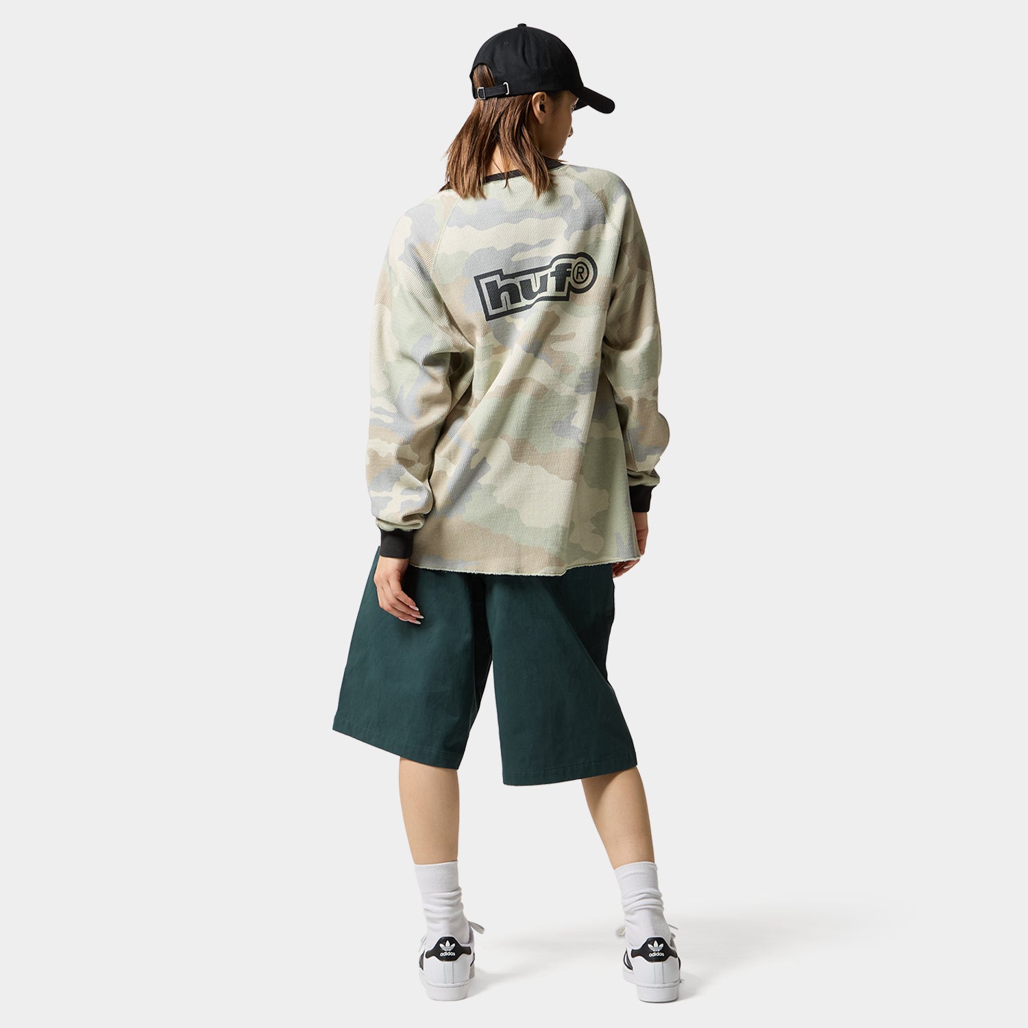 HUF (ハフ) Worldwide JP /TOPS & SHIRTS（トップス&シャツ）/ 89 OUTLINE LS RAGLAN商品 / BLACK