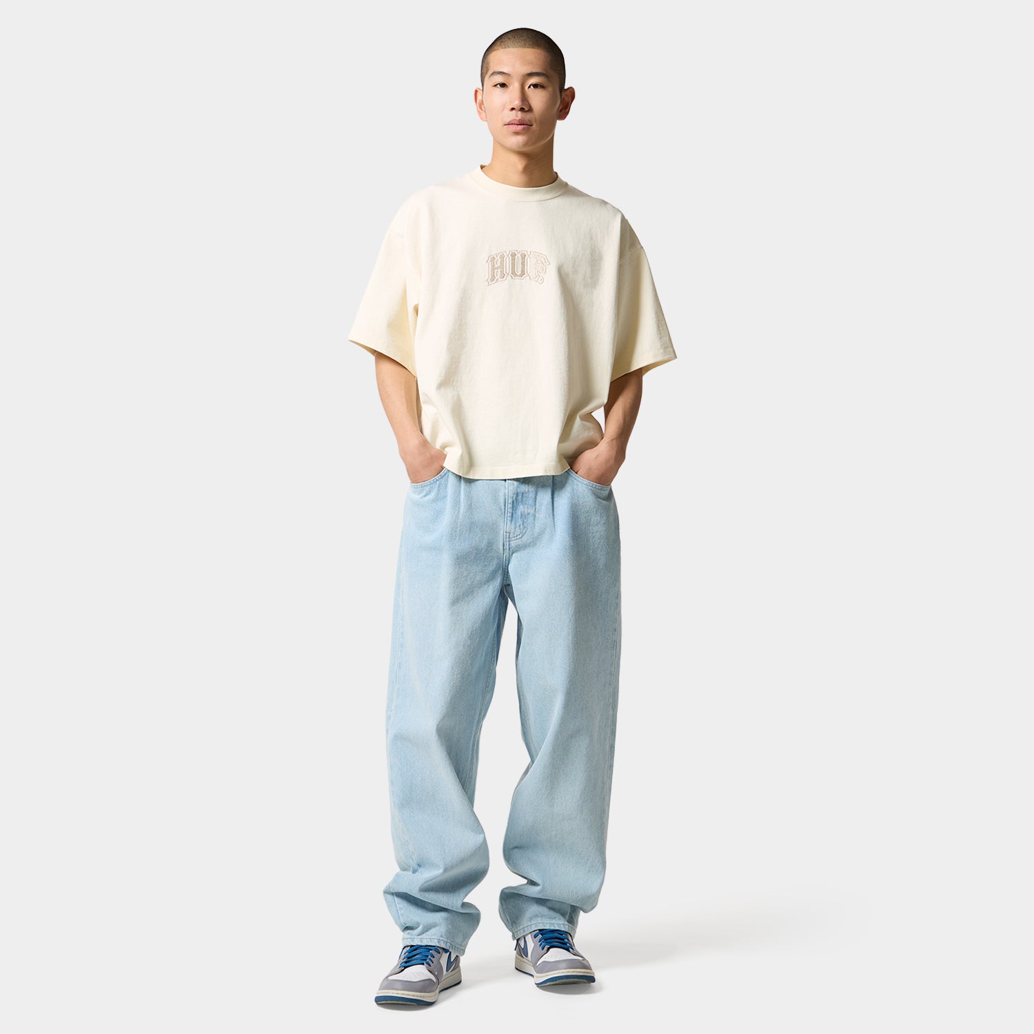 HUF (ハフ) Worldwide JP /TOPS & SHIRTS（トップス&シャツ）/ CLASSIC ARCH WIDE CREW商品 / YELLOW
