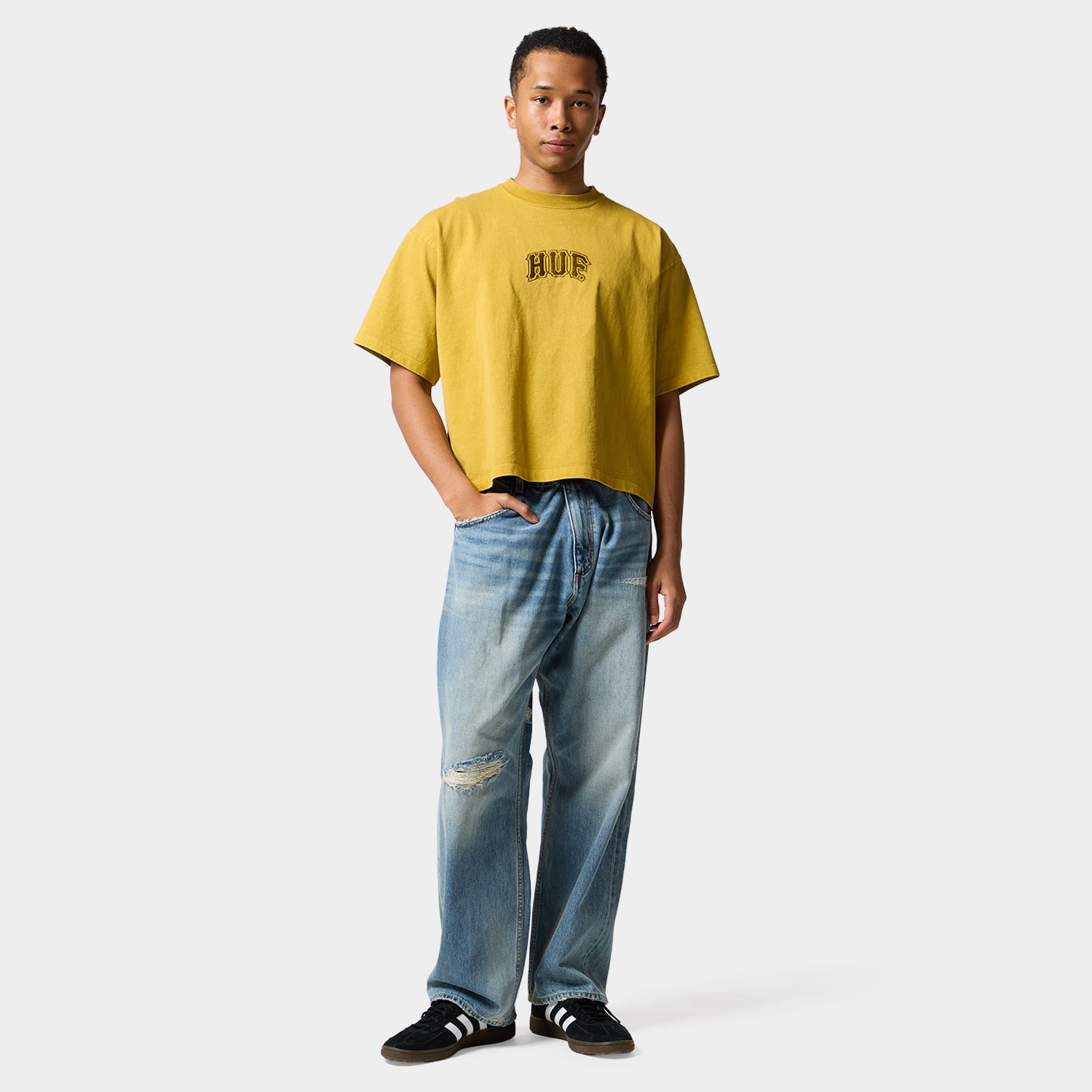 HUF (ハフ) Worldwide JP /TOPS & SHIRTS（トップス&シャツ）/ CLASSIC ARCH WIDE CREW商品 / YELLOW