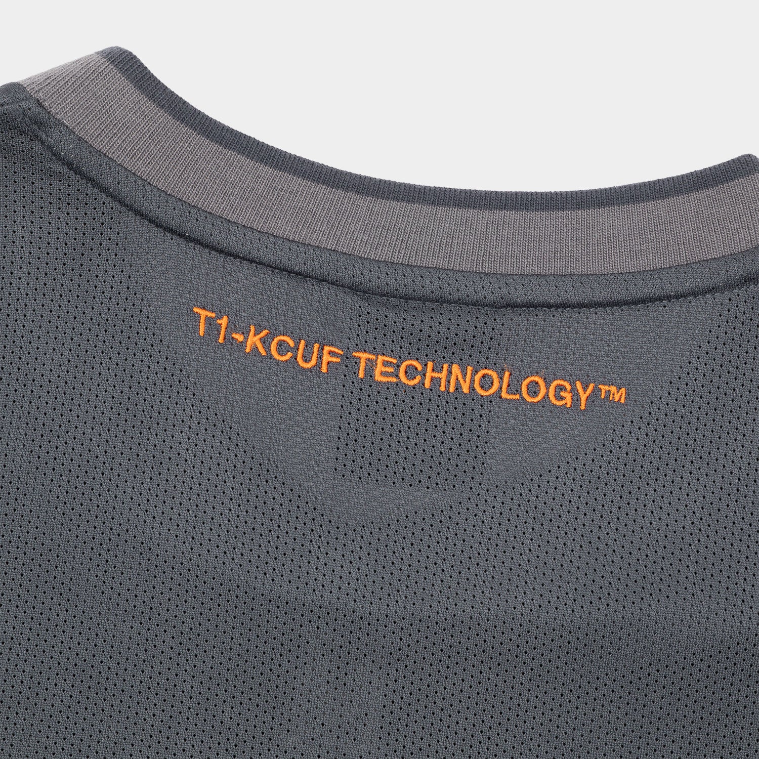 HUF (ハフ) Worldwide JP /TOPS & SHIRTS（トップス&シャツ）/ HUF eightynine FOOTBALL TOP商品 / NAVY