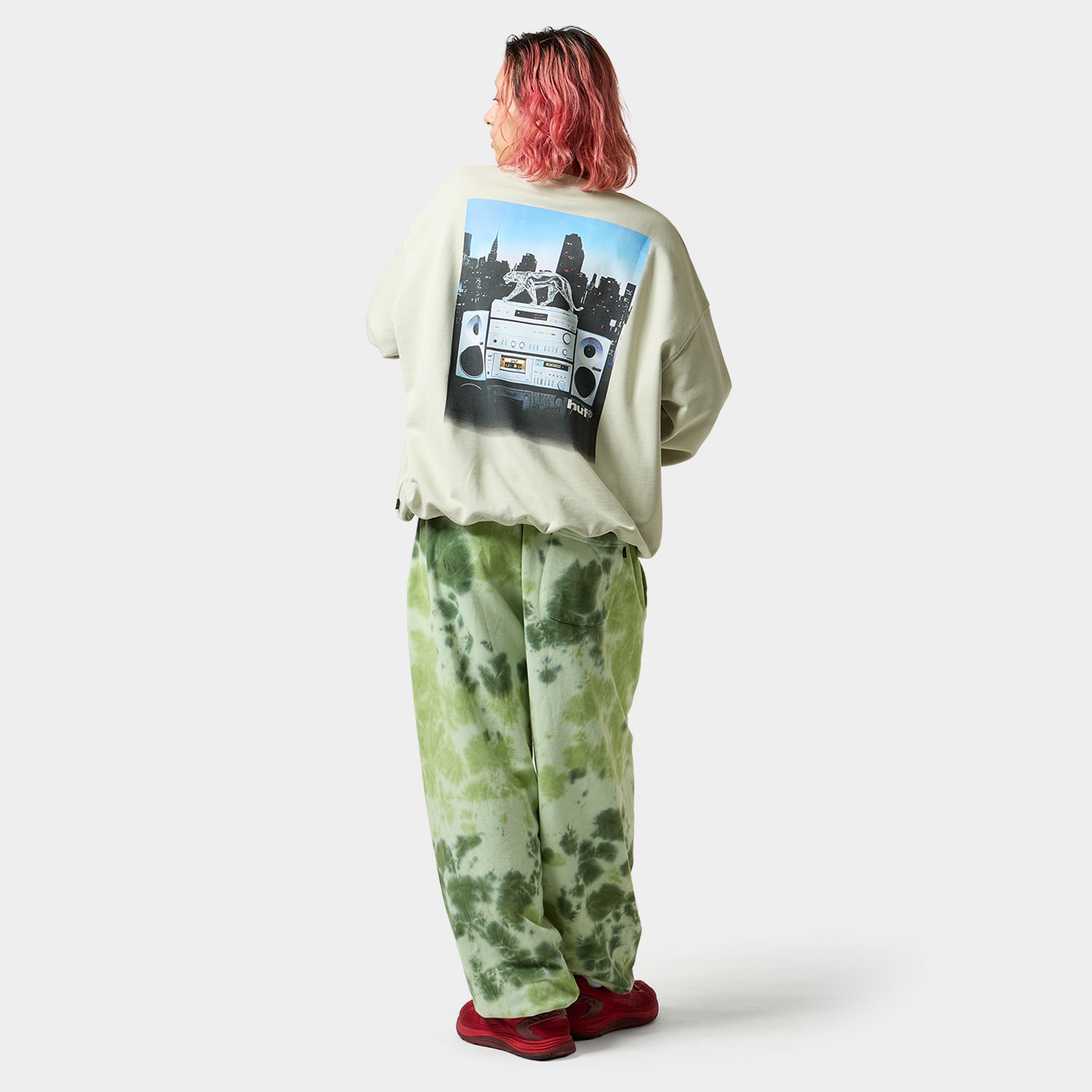 HUF (ハフ) Worldwide JP /KNITS & SWEATERS（ニット&セーター）/ MIDNIGHT RADIO CREW商品 / BLACK
