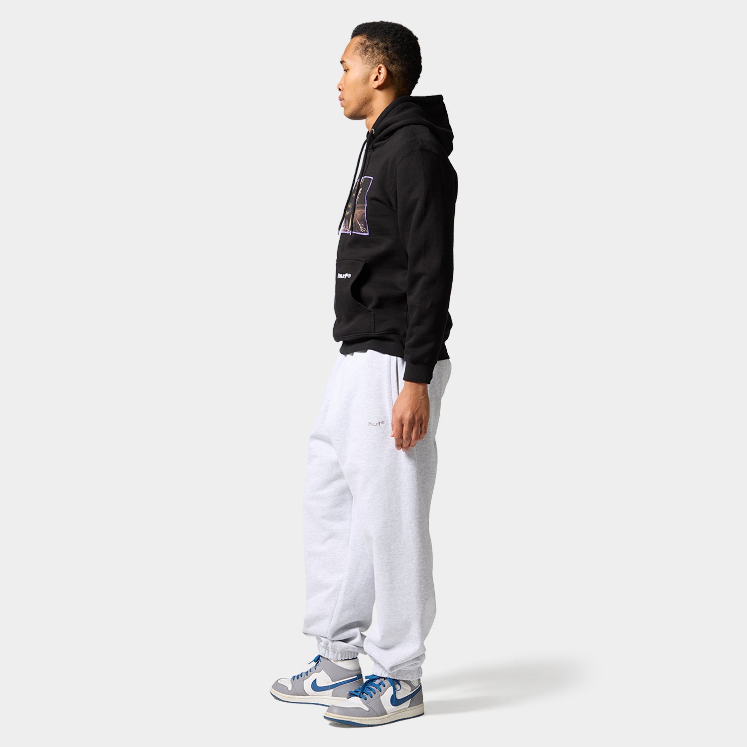 HUF (ハフ) Worldwide JP /HOODIES（パーカー）/ HUF X NIGHTMARE BEFORE CHRISTMAS JACK TOWN MEETING HOODIE商品 / BLACK