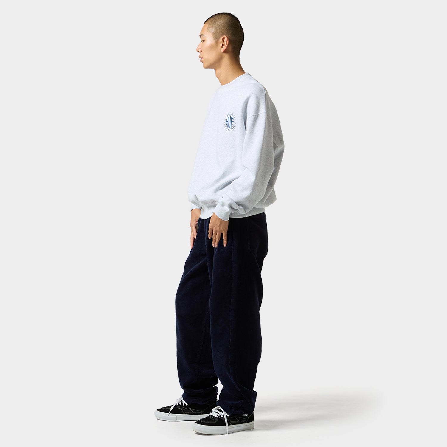 HUF (ハフ) Worldwide JP /SWEATSHIRTS（スウェットシャツ）/ REGIONAL CREWNECK商品 / BLACK