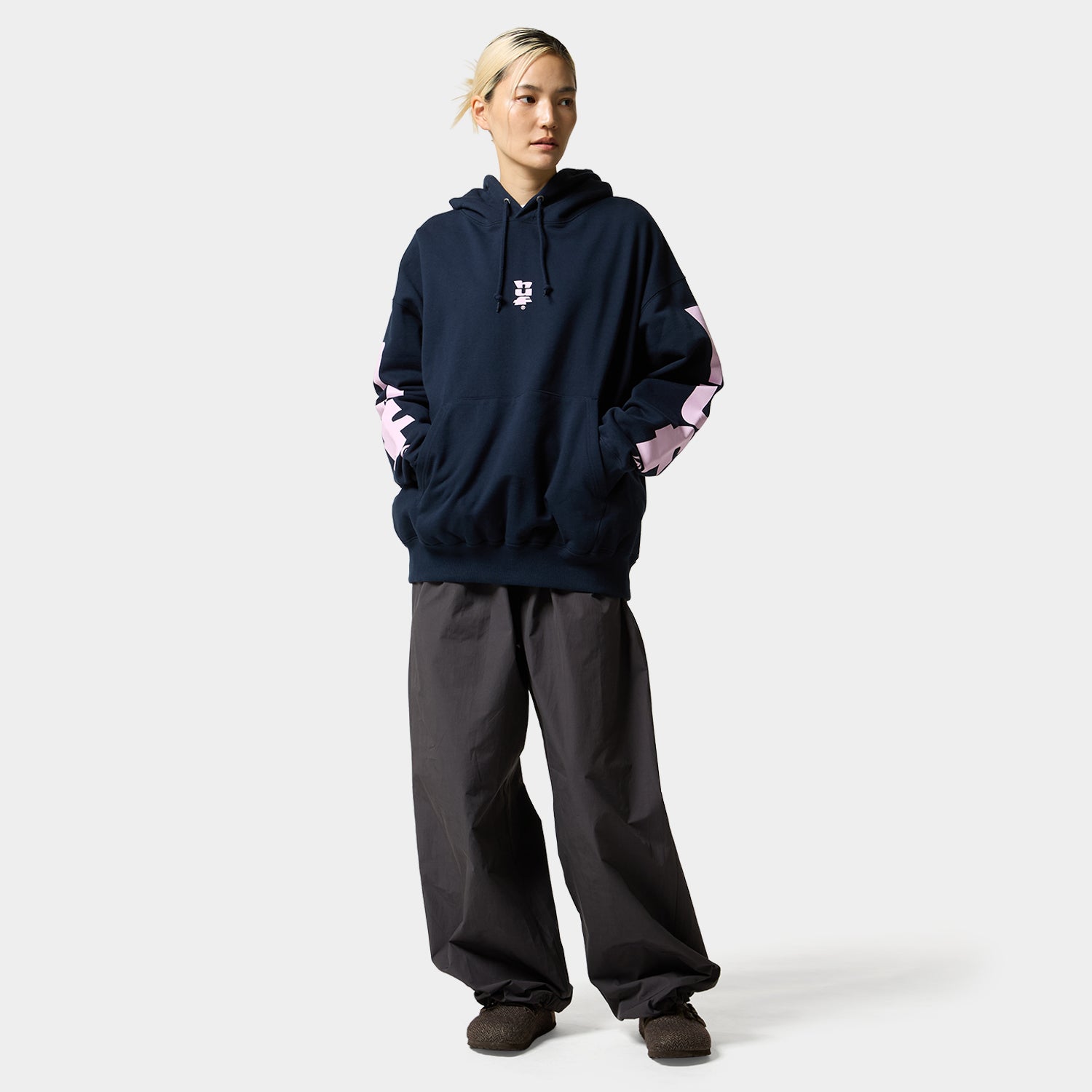 HUF (ハフ) Worldwide JP /HOODIES（パーカー）/ 【オンラインストア限定】MEGABLAST HOODIE商品 / BLACK