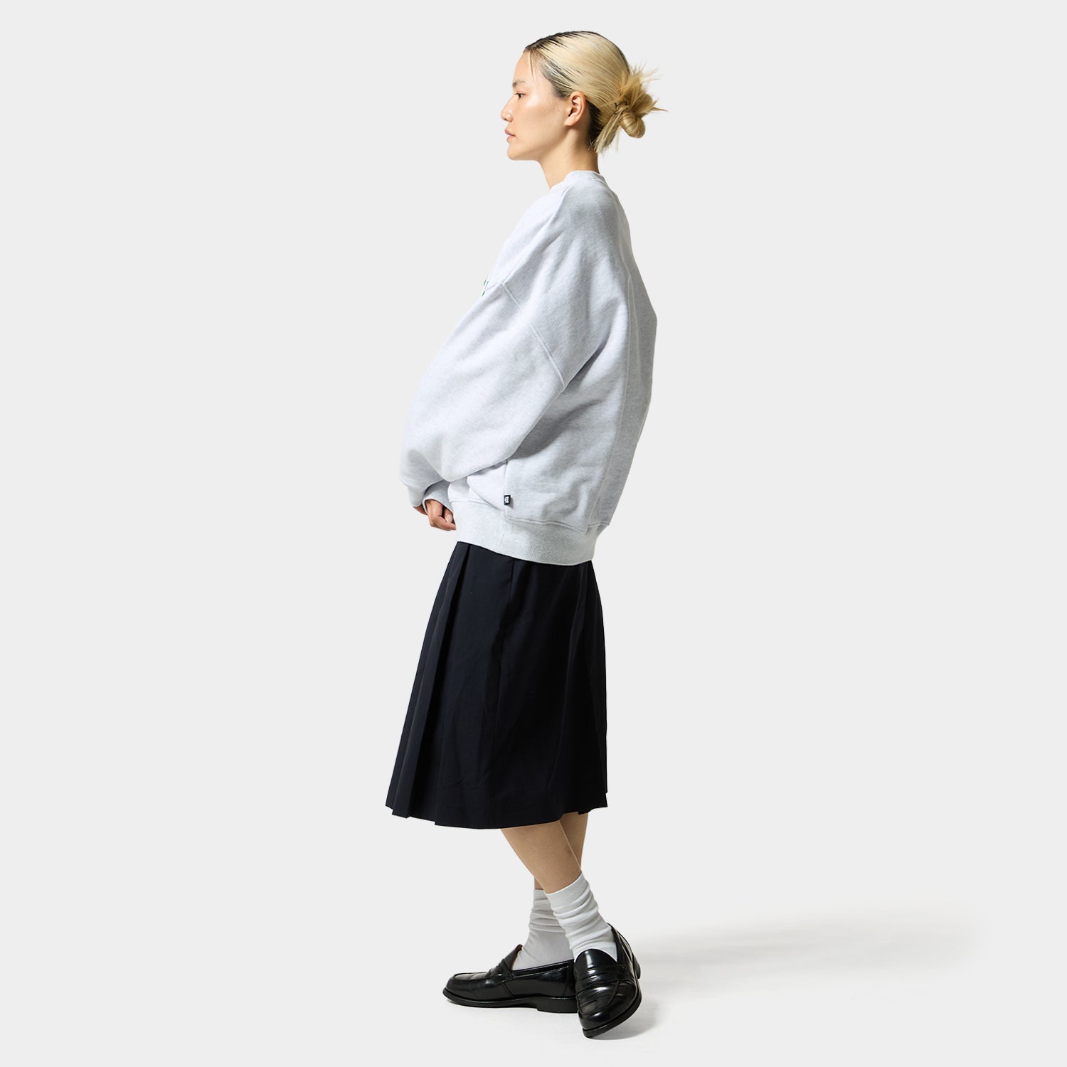 HUF (ハフ) Worldwide JP /SWEATSHIRTS（スウェットシャツ）/ HUF X EVISEN SUSHI CREW FLEECE商品 / NAVY