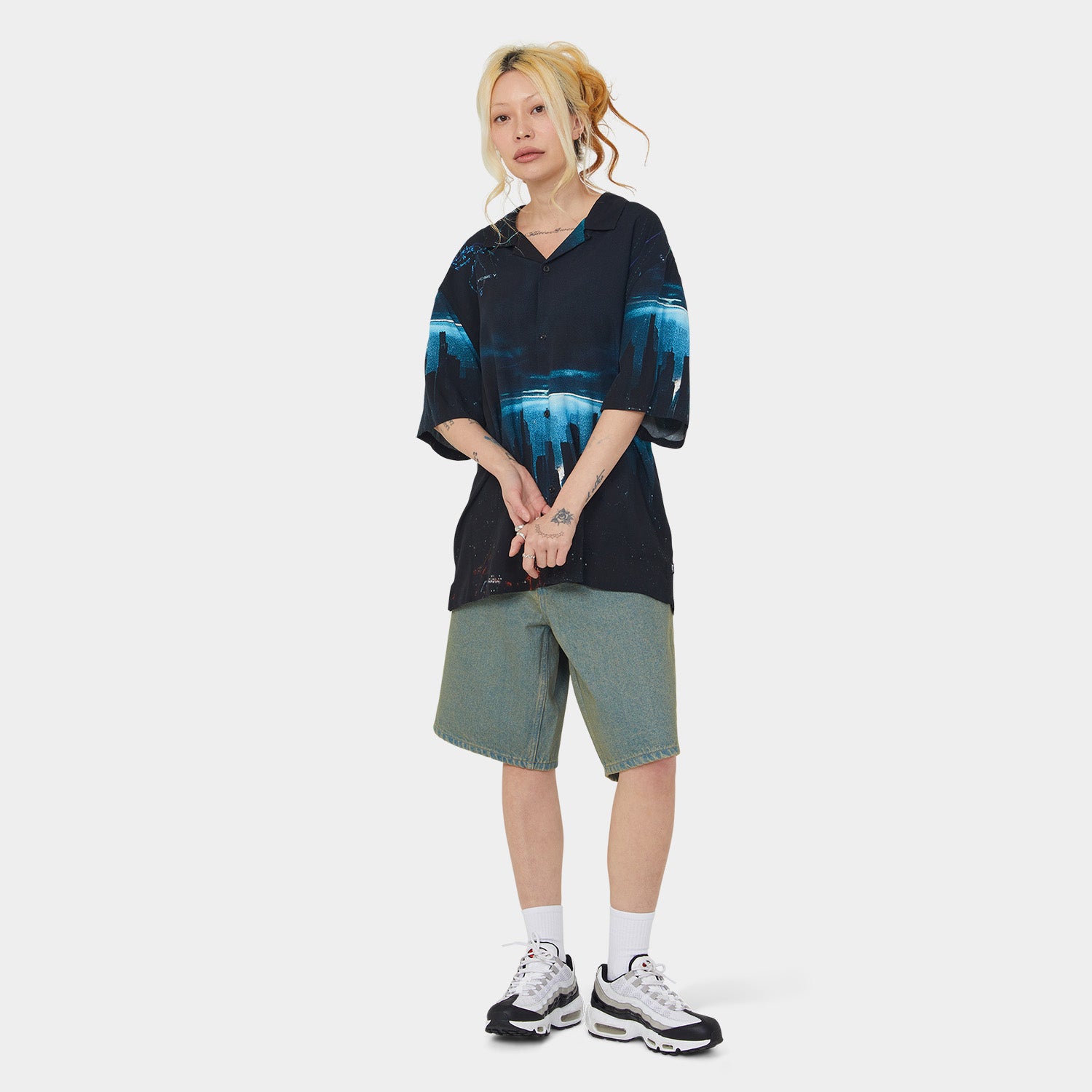 HUF (ハフ) Worldwide JP /SHORTS（ショーツ）/ CROMER SHORT商品 / FROST GRAY