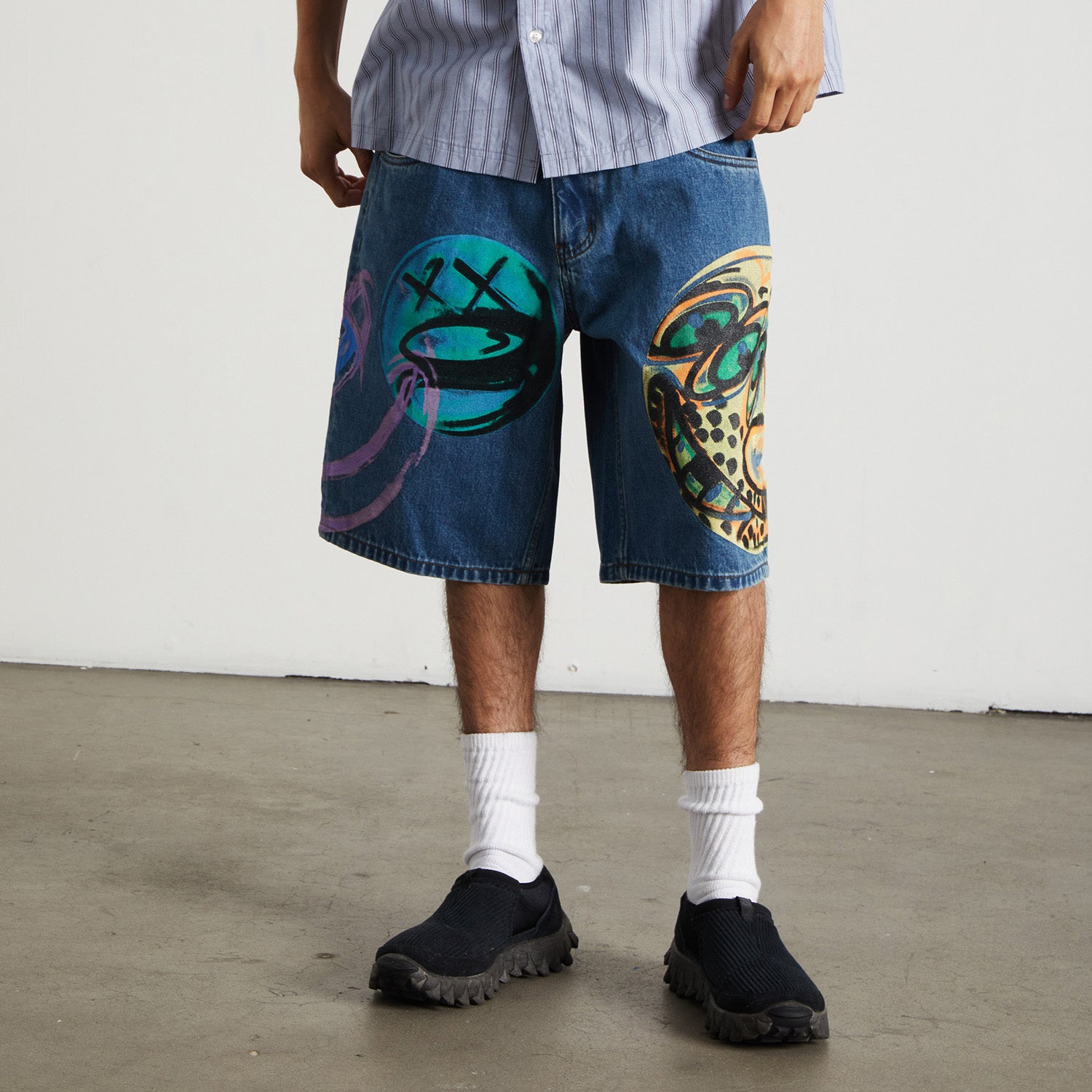 HUF (ハフ) Worldwide JP /SHORTS（ショーツ）/ KENNY SCHARF SPRAY GUYS DENIM SHORT商品 / MULTI