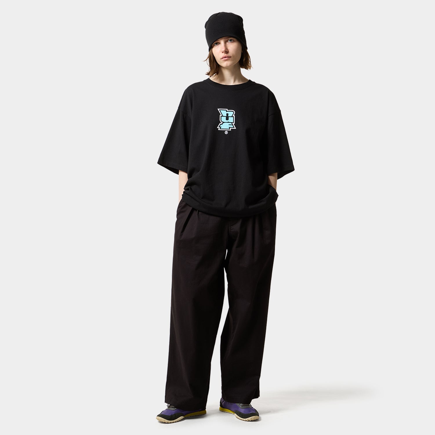 HUF (ハフ) Worldwide JP /PANTS（パンツ）/ HUF TWO TUCK TROUSER商品 / CHARCOAL GREY