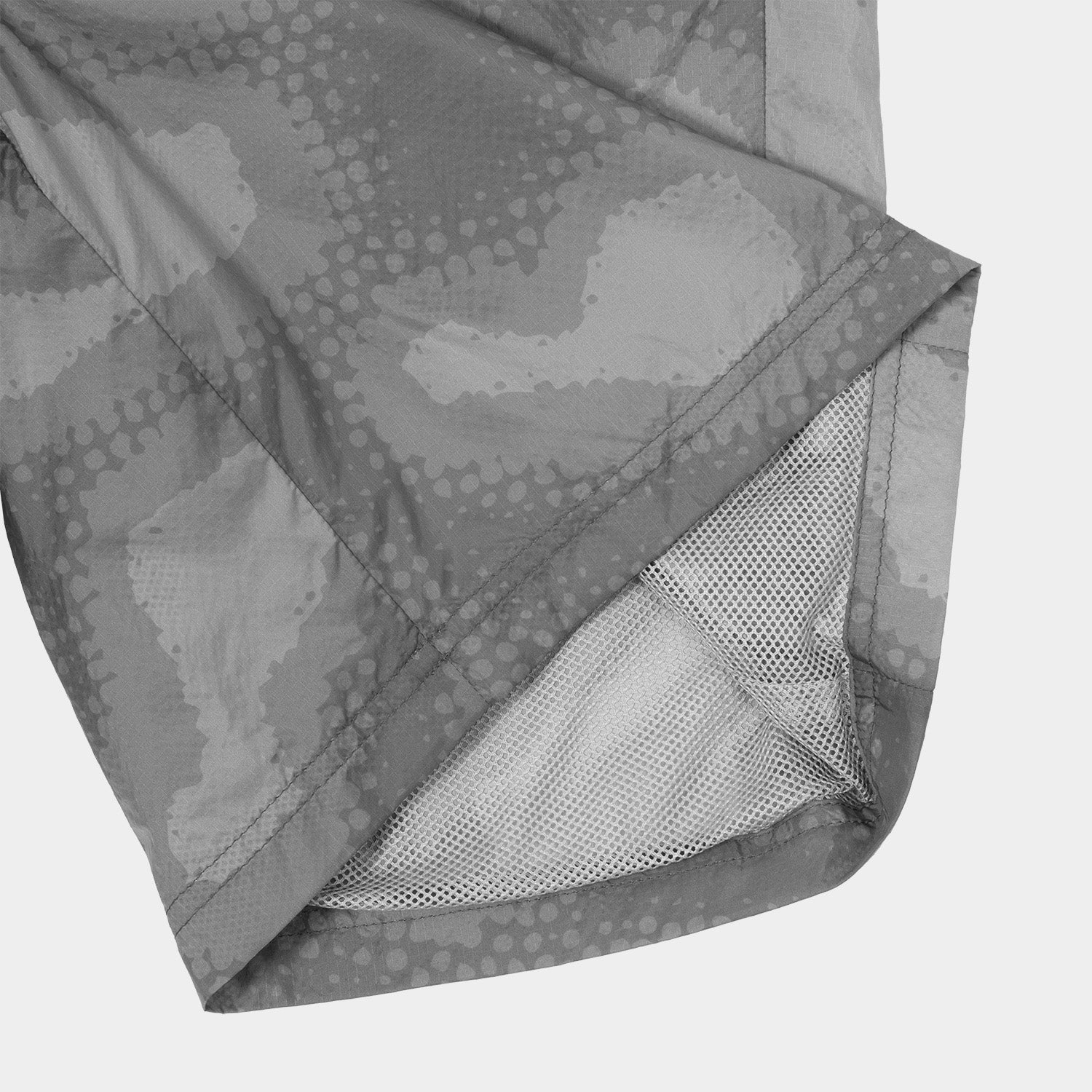 HUF (ハフ) Worldwide JP /SHORTS（ショーツ）/ CROSS CONDITIONS UL NYLON SHORT商品 / CAMO