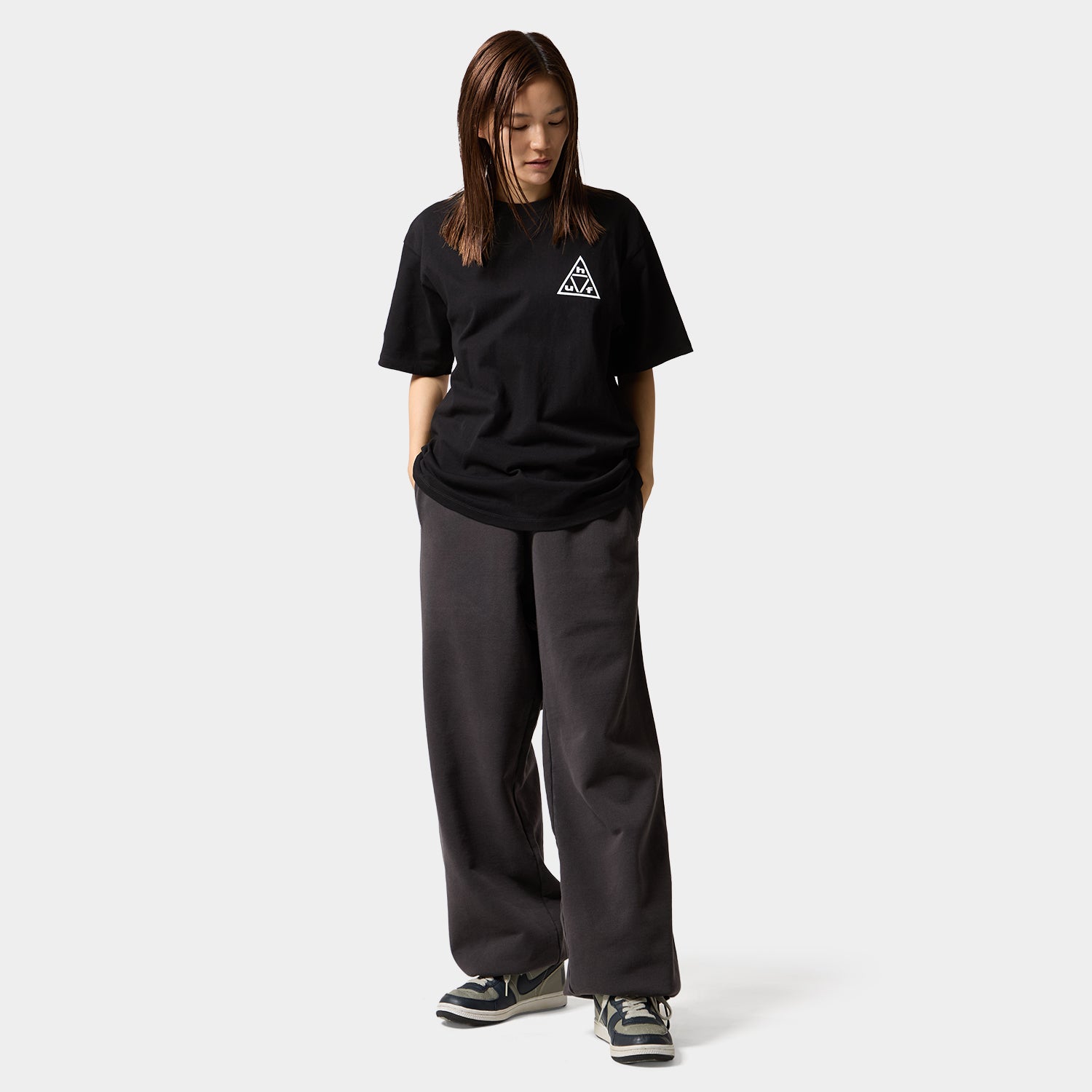 HUF (ハフ) Worldwide JP /PANTS（パンツ）/ CLASSIC ARCH FLEECE PANT商品 / BLEACH