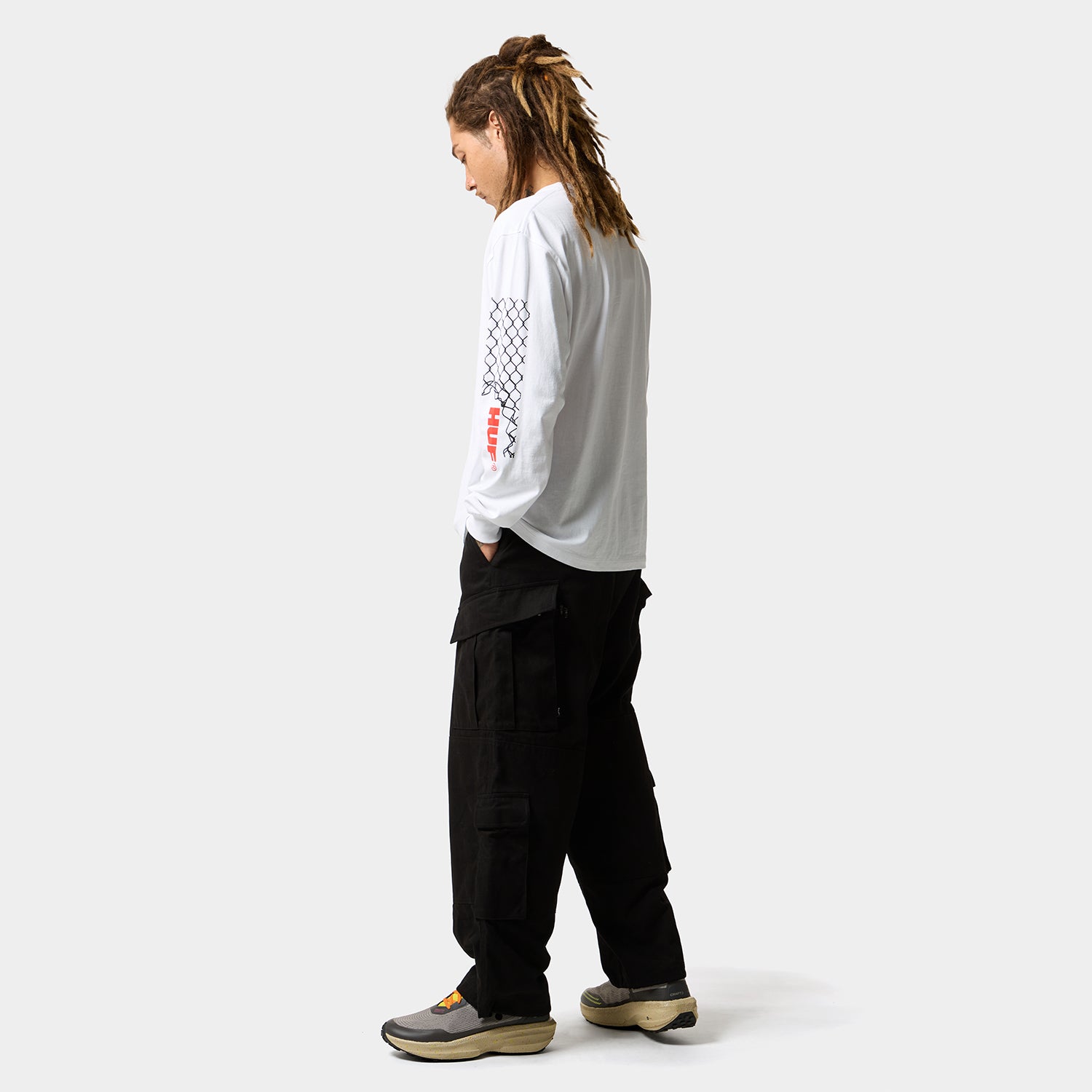 HUF (ハフ) Worldwide JP /T-SHIRTS（Tシャツ）/ 4 THE DAWGS LS TEE商品 / WHITE