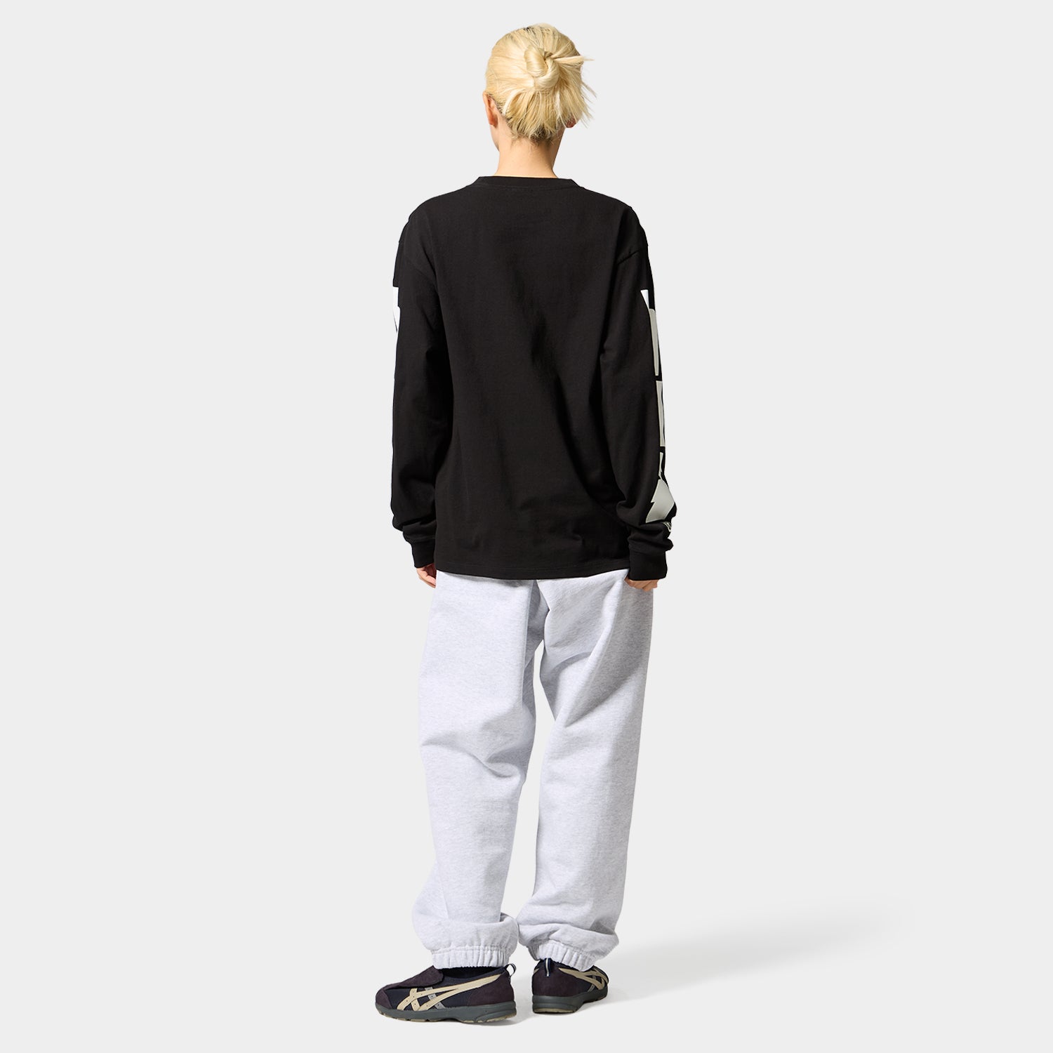 HUF (ハフ) Worldwide JP /T-SHIRTS（Tシャツ）/ MEGABLAST LS TEE商品 / NAVY