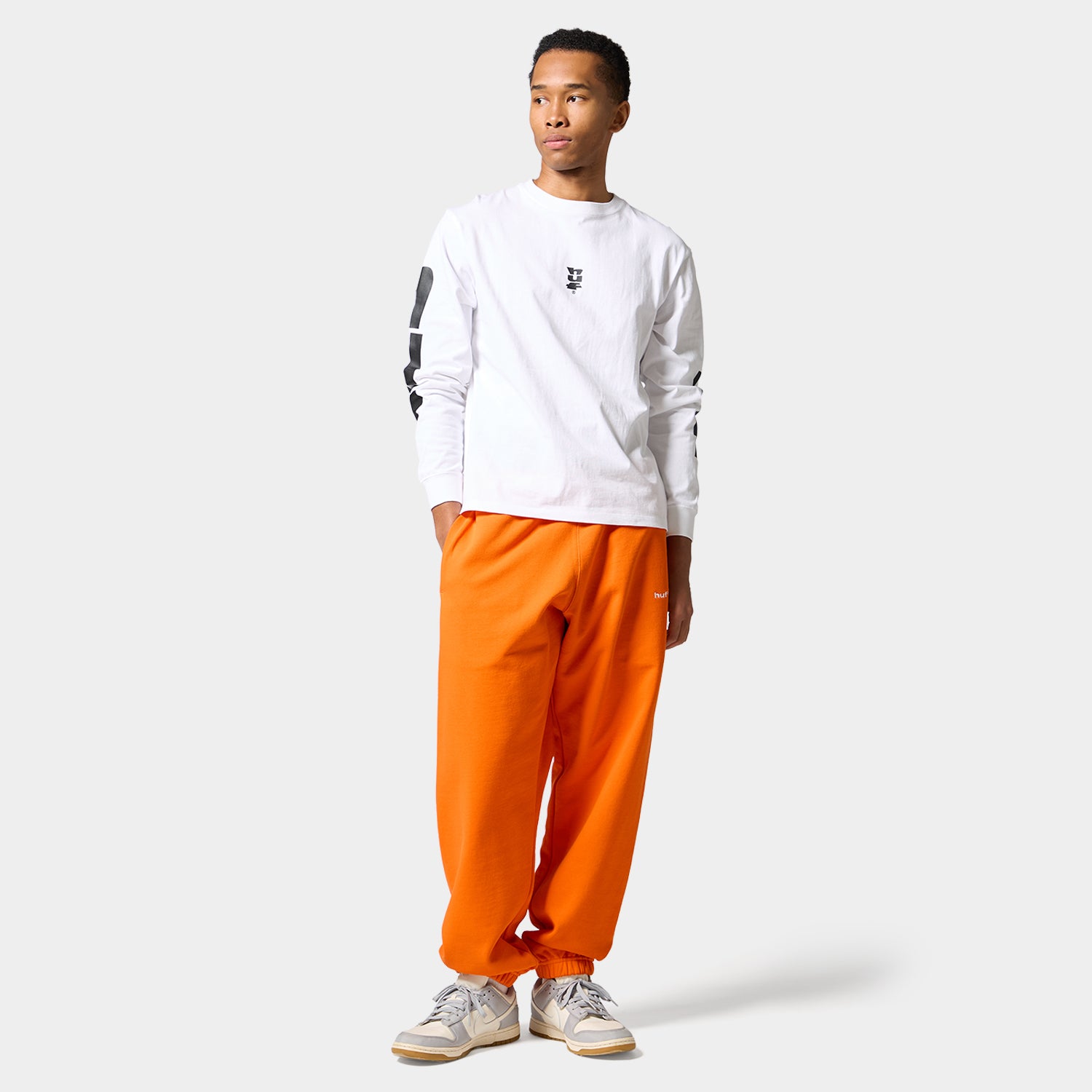 HUF (ハフ) Worldwide JP /T-SHIRTS（Tシャツ）/ MEGABLAST LS TEE商品 / NAVY