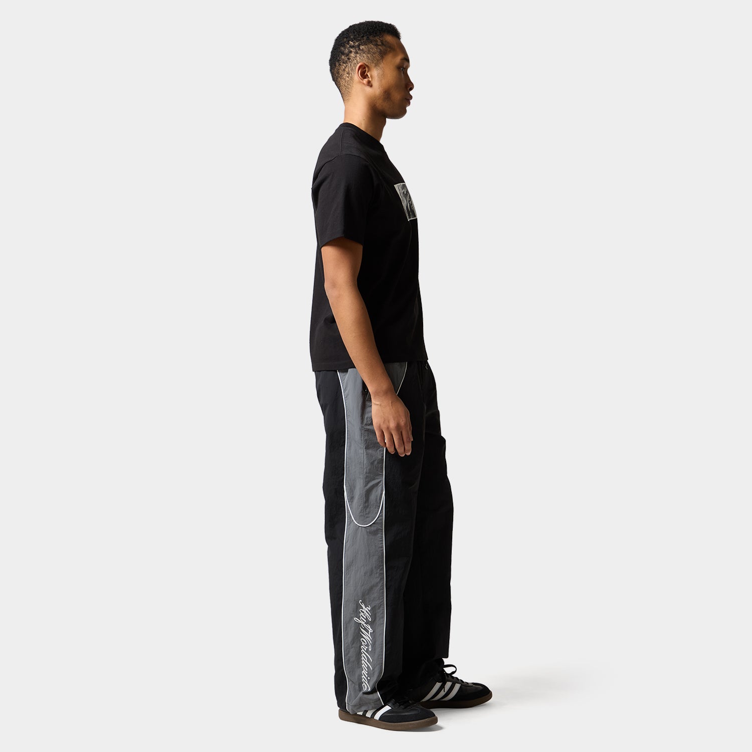 HUF (ハフ) Worldwide JP /T-SHIRTS（Tシャツ）/ FOSSIL FUEL TEE商品 / CUCUMBER