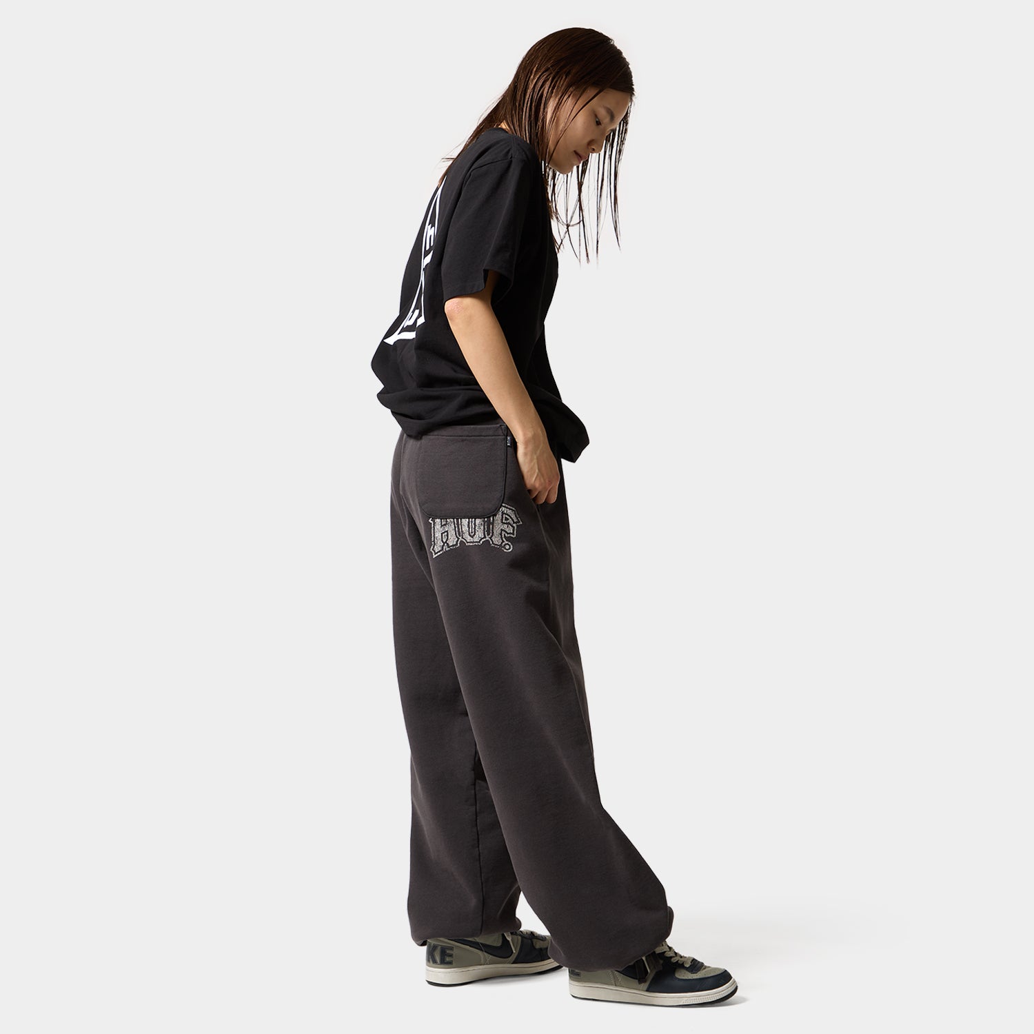 HUF (ハフ) Worldwide JP /T-SHIRTS（Tシャツ）/ TRIPLE TRIANGLE TEE商品 / FOREST GREEN