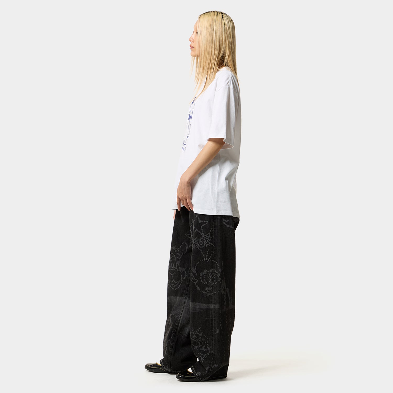 HUF (ハフ) Worldwide JP /T-SHIRTS（Tシャツ）/ CHILL DOG TEE商品 / WHITE