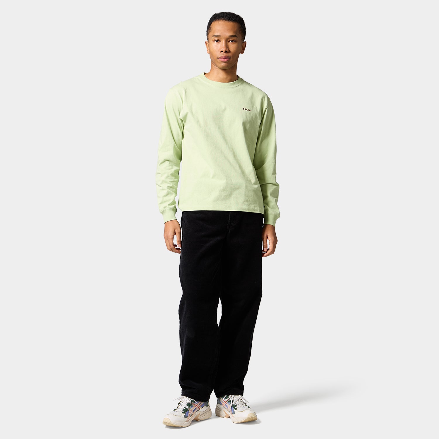 HUF (ハフ) Worldwide JP /T-SHIRTS（Tシャツ）/ MANHOLE LS TEE商品 / WHITE/GREEN