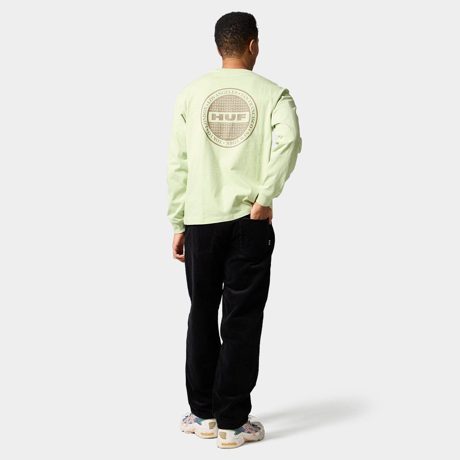 HUF (ハフ) Worldwide JP /T-SHIRTS（Tシャツ）/ MANHOLE LS TEE商品 / WHITE/GREEN